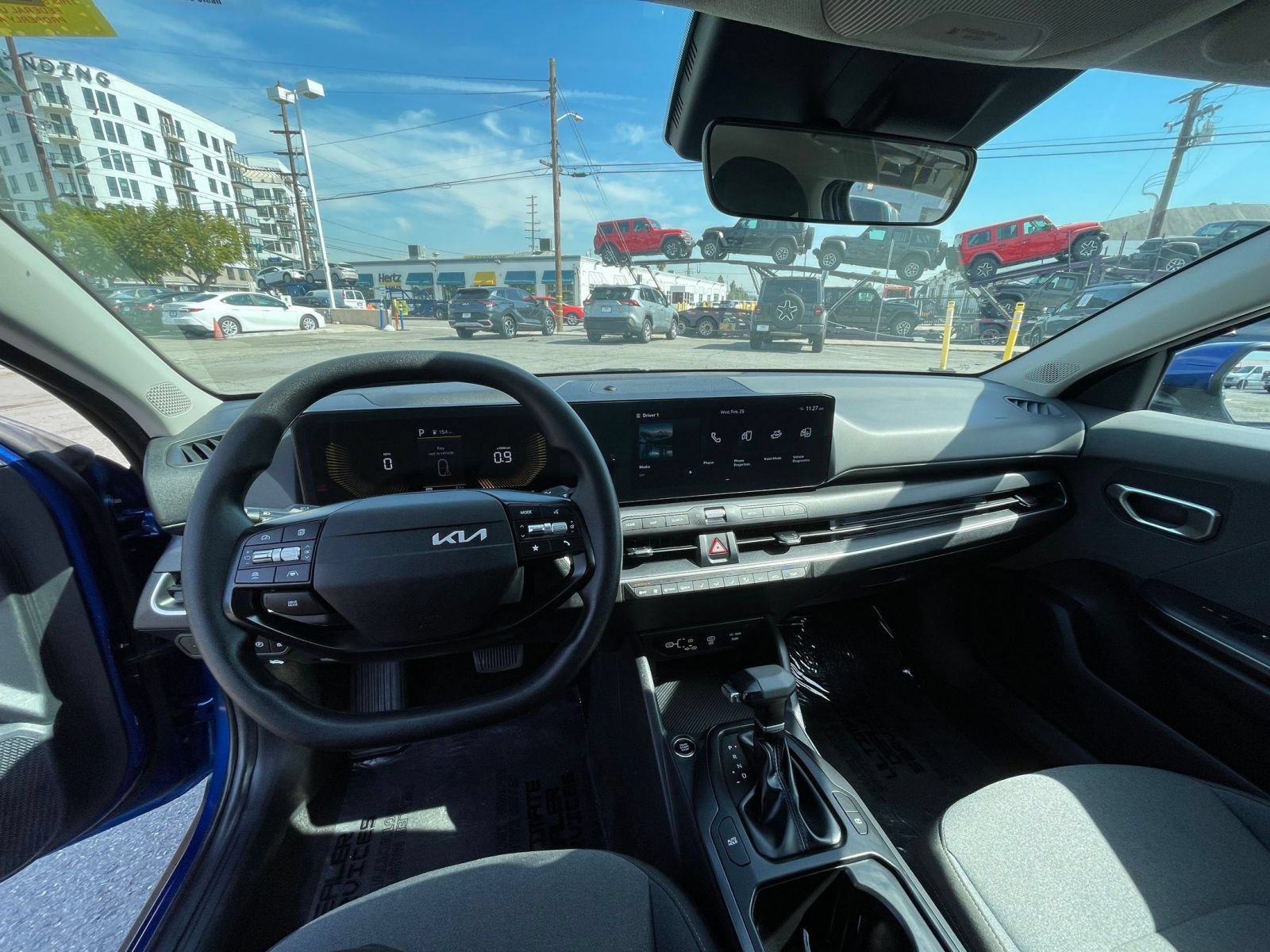 Thumbnail: 2025 Kia K4 - 34