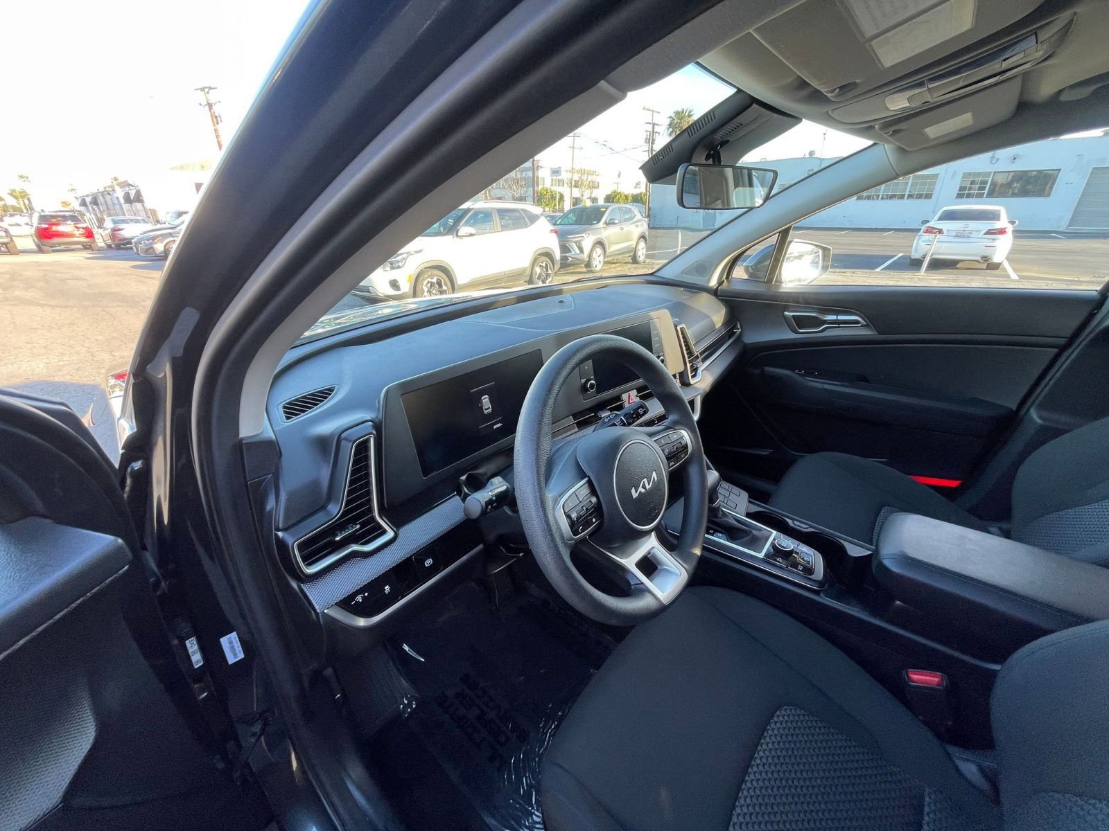 Thumbnail: 2025 Kia Sportage - 34