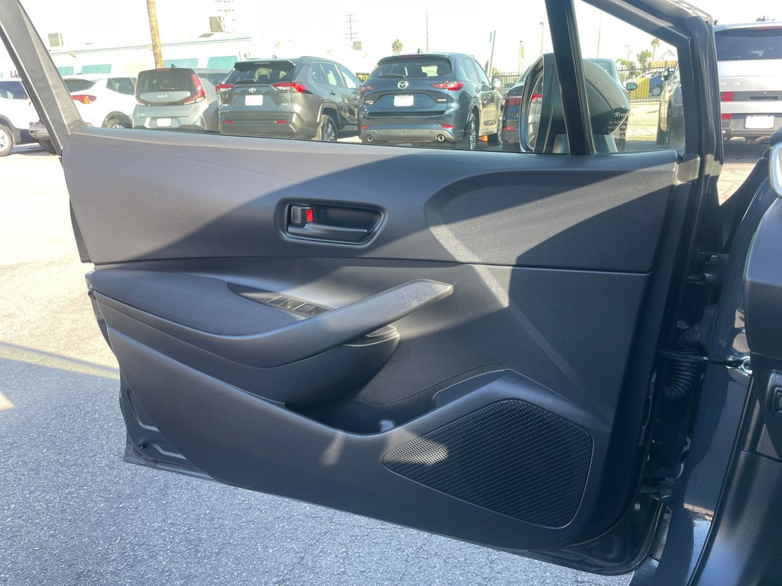 Thumbnail: 2025 Toyota Corolla - 20