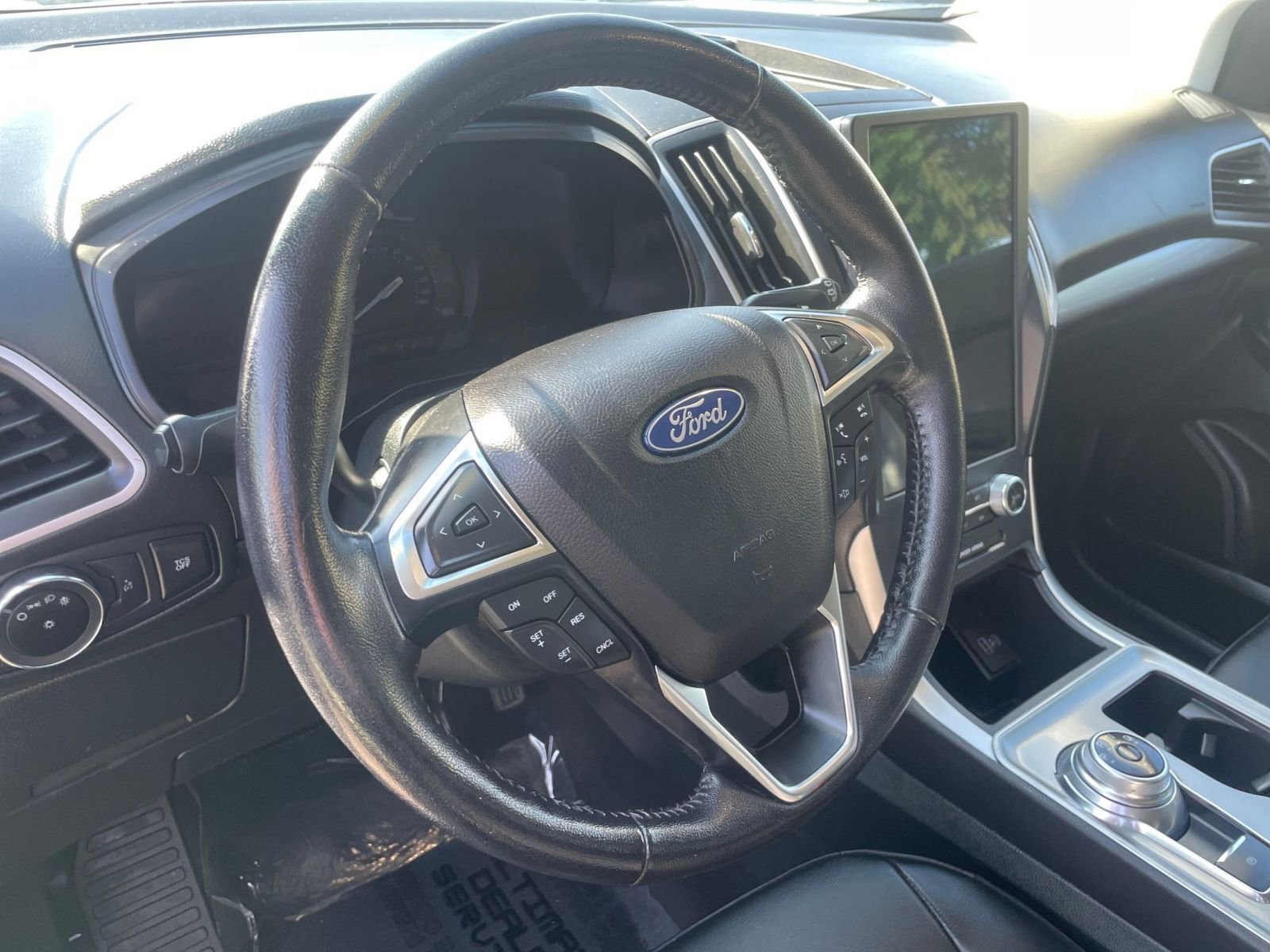 Thumbnail: 2023 Ford Edge - 28
