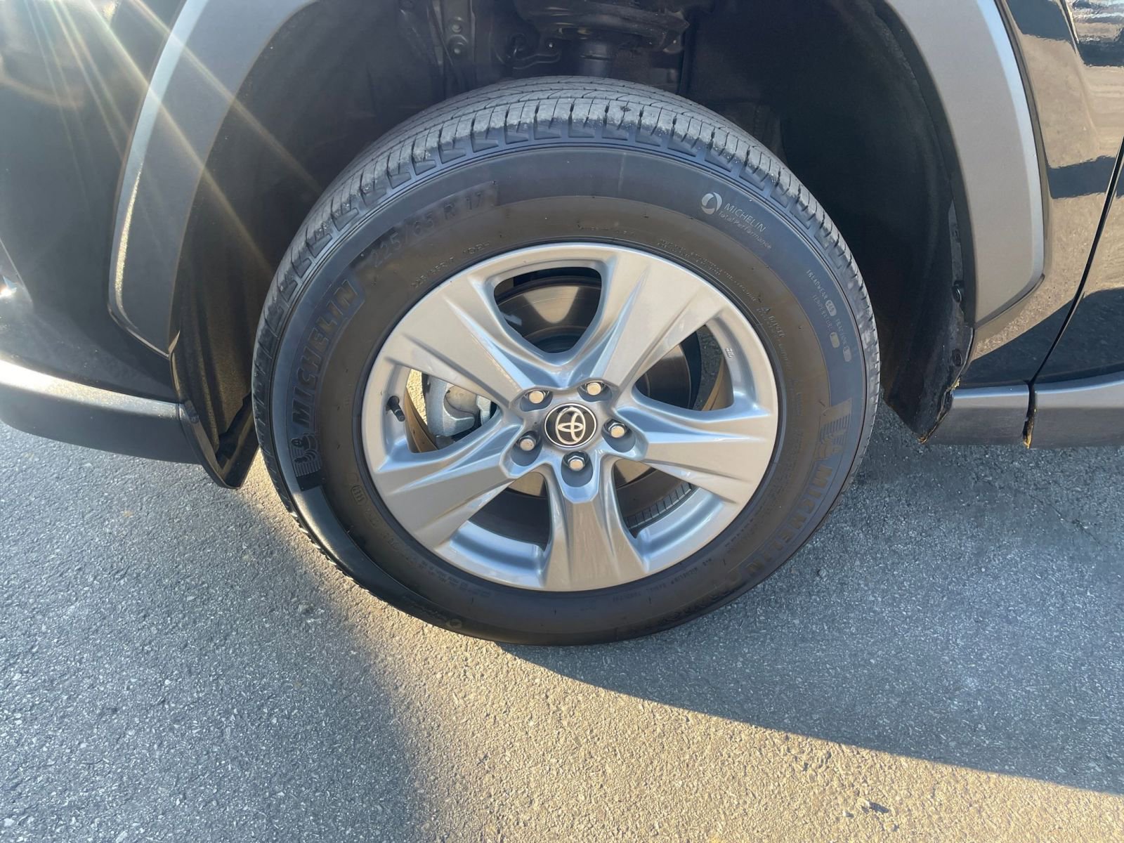 Thumbnail: 2025 Toyota RAV4 - 30