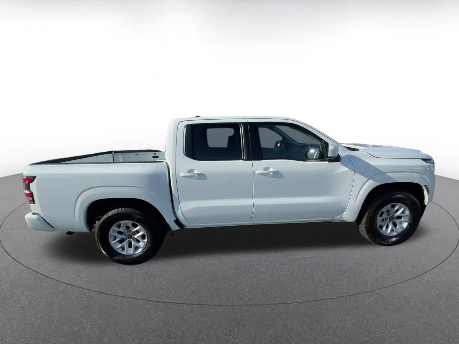 Thumbnail: 2024 Nissan Frontier - 16
