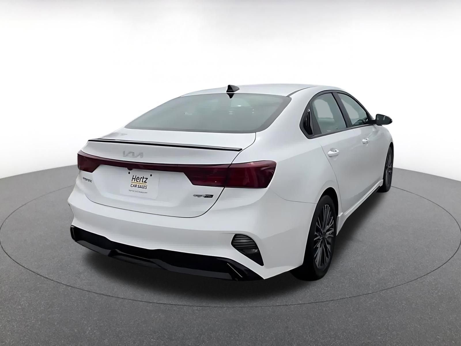 Thumbnail: 2023 Kia Forte - 12