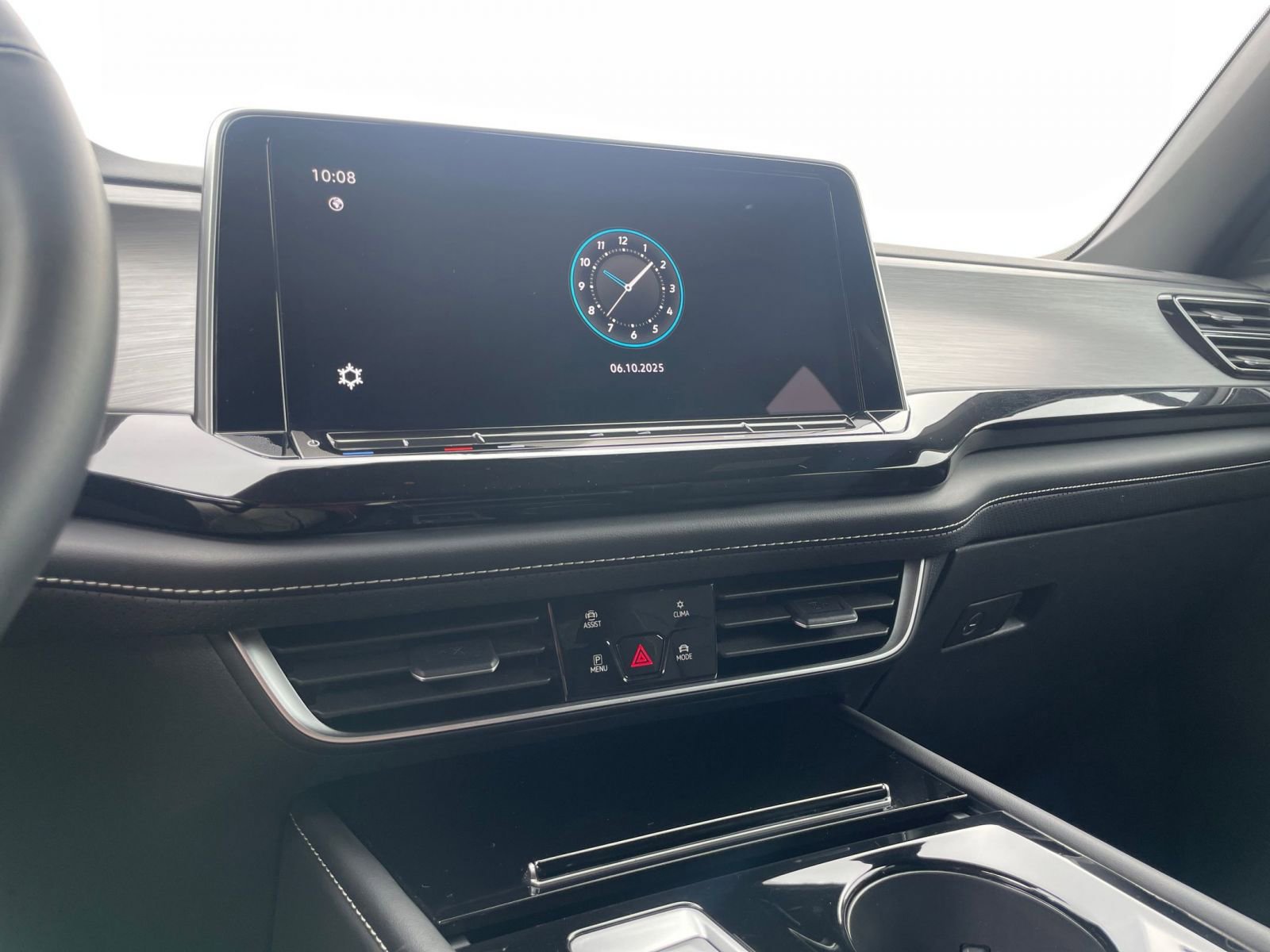 Thumbnail: 2025 Volkswagen Atlas - 18