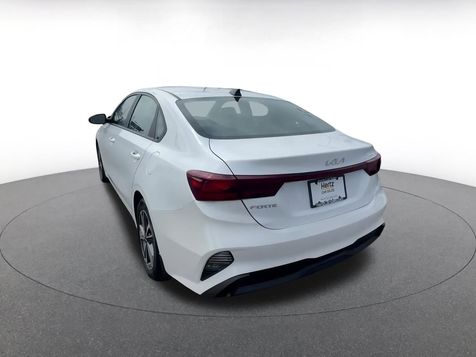 Thumbnail: 2023 Kia Forte - 11