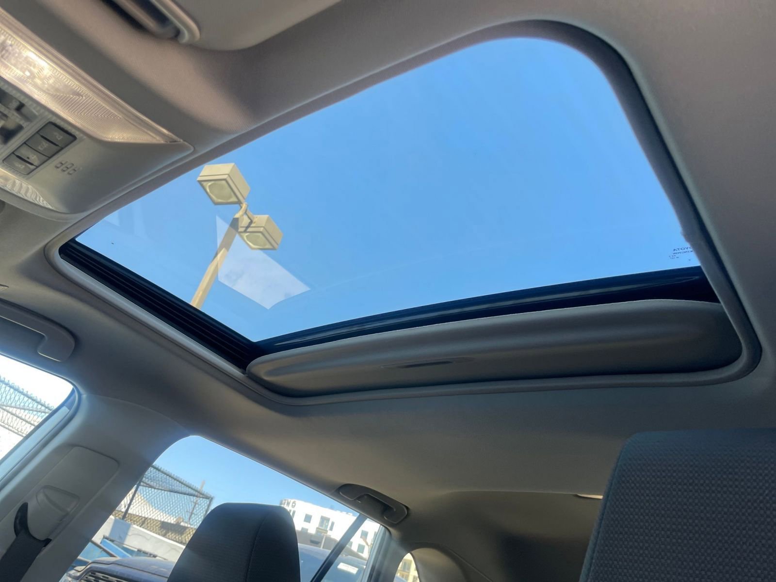 Thumbnail: 2025 Toyota RAV4 - 31