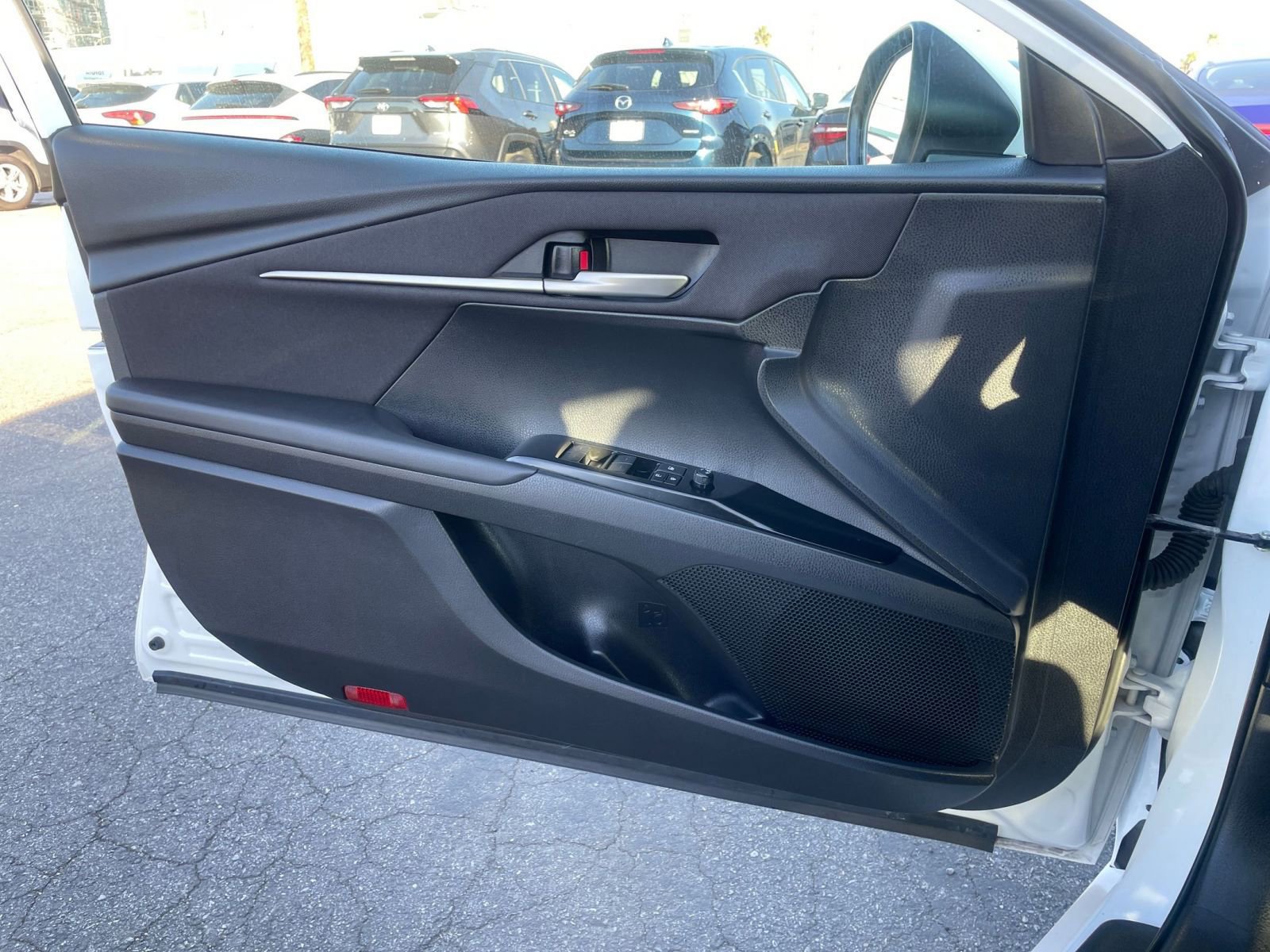 Thumbnail: 2025 Toyota Camry - 20