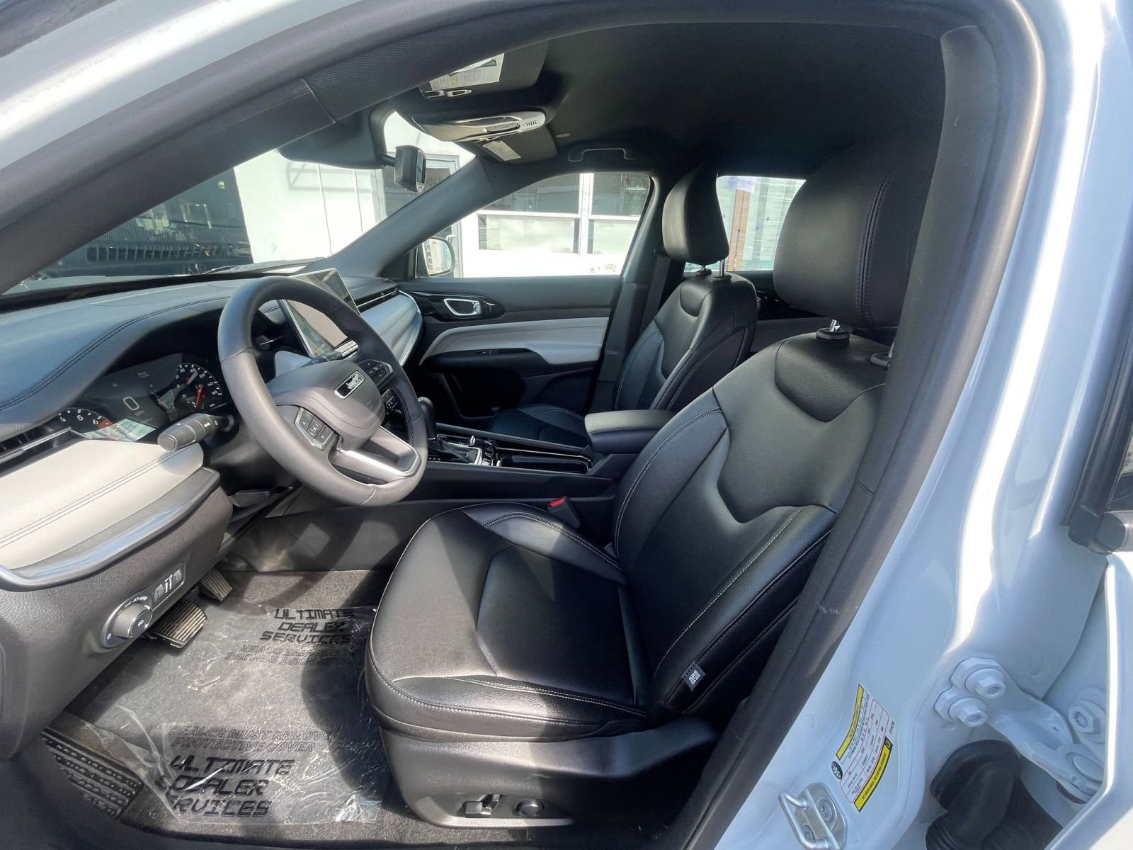 Thumbnail: 2025 Jeep Compass - 27