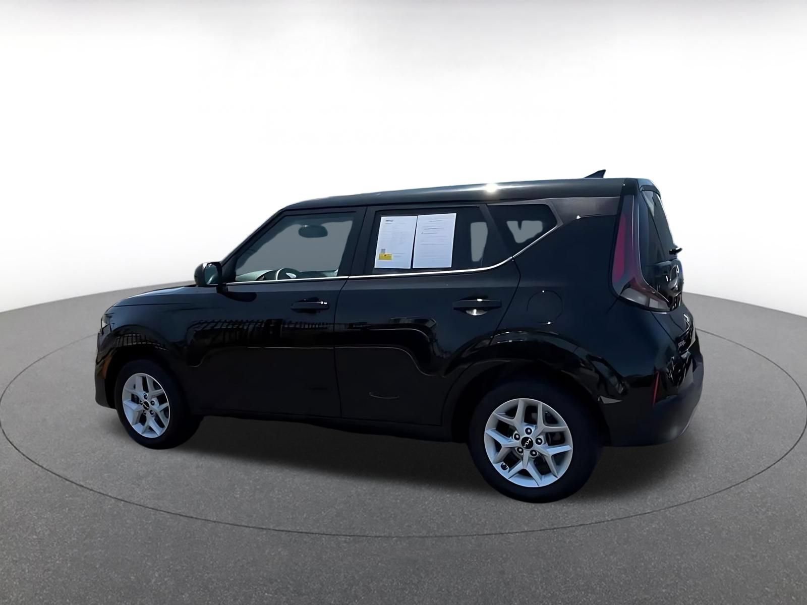 Thumbnail: 2025 Kia Soul - 10