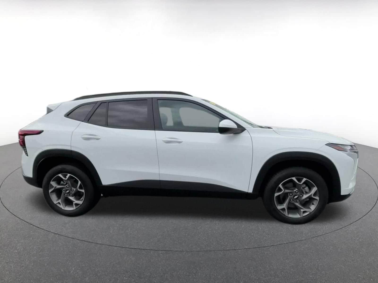 Thumbnail: 2025 Chevrolet Trax - 15