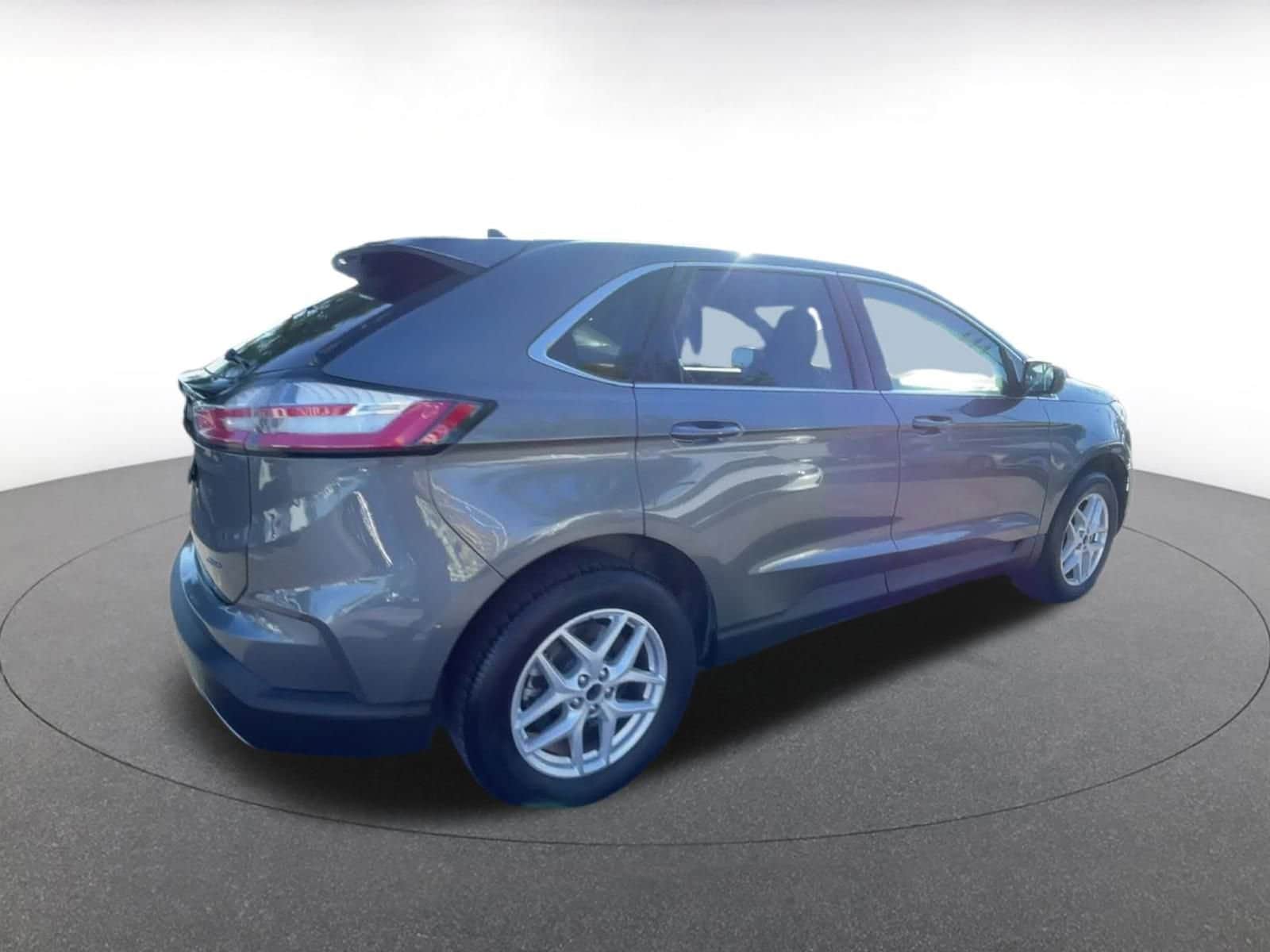 Thumbnail: 2023 Ford Edge - 15
