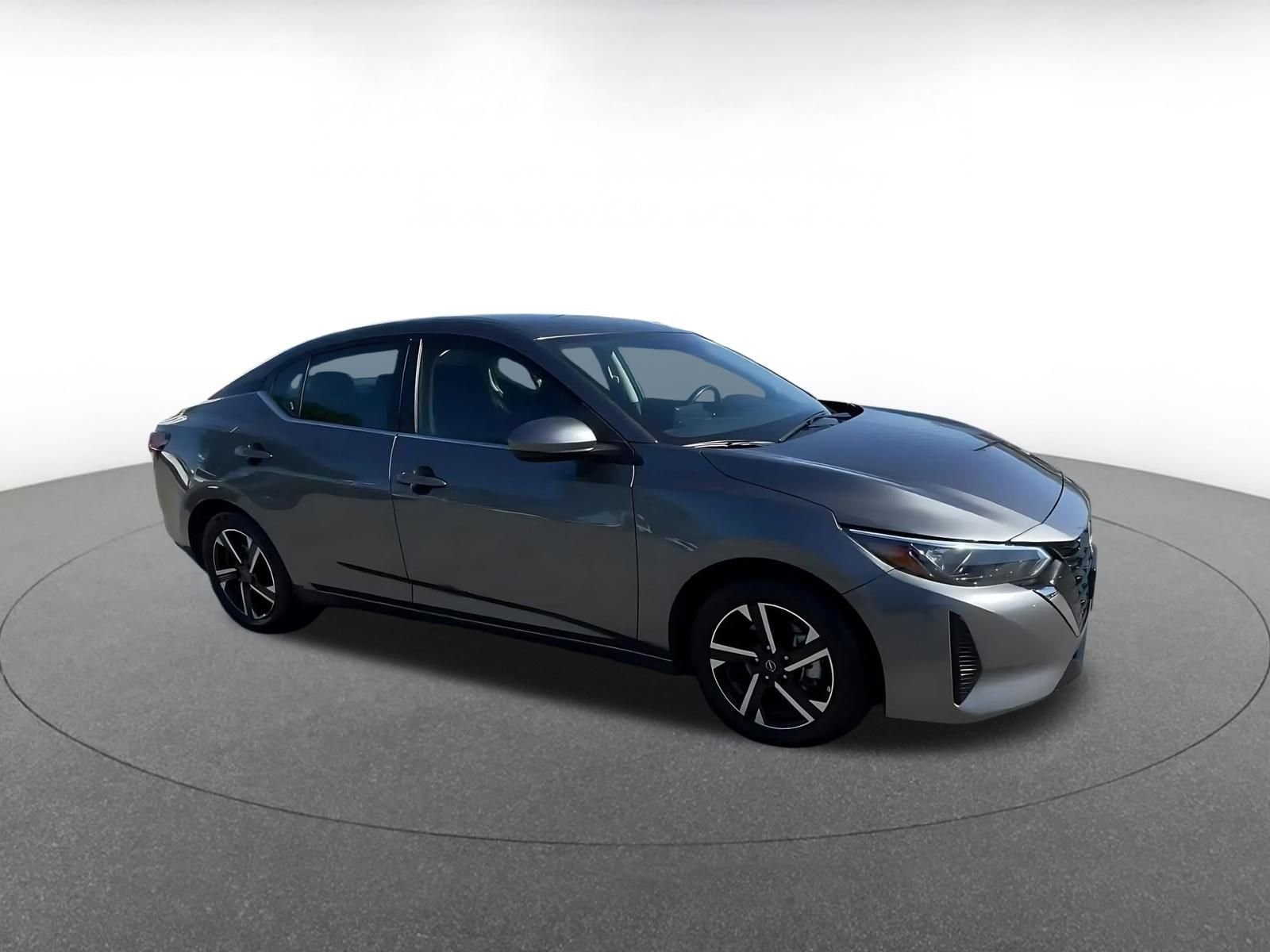 Thumbnail: 2025 Nissan Sentra - 2