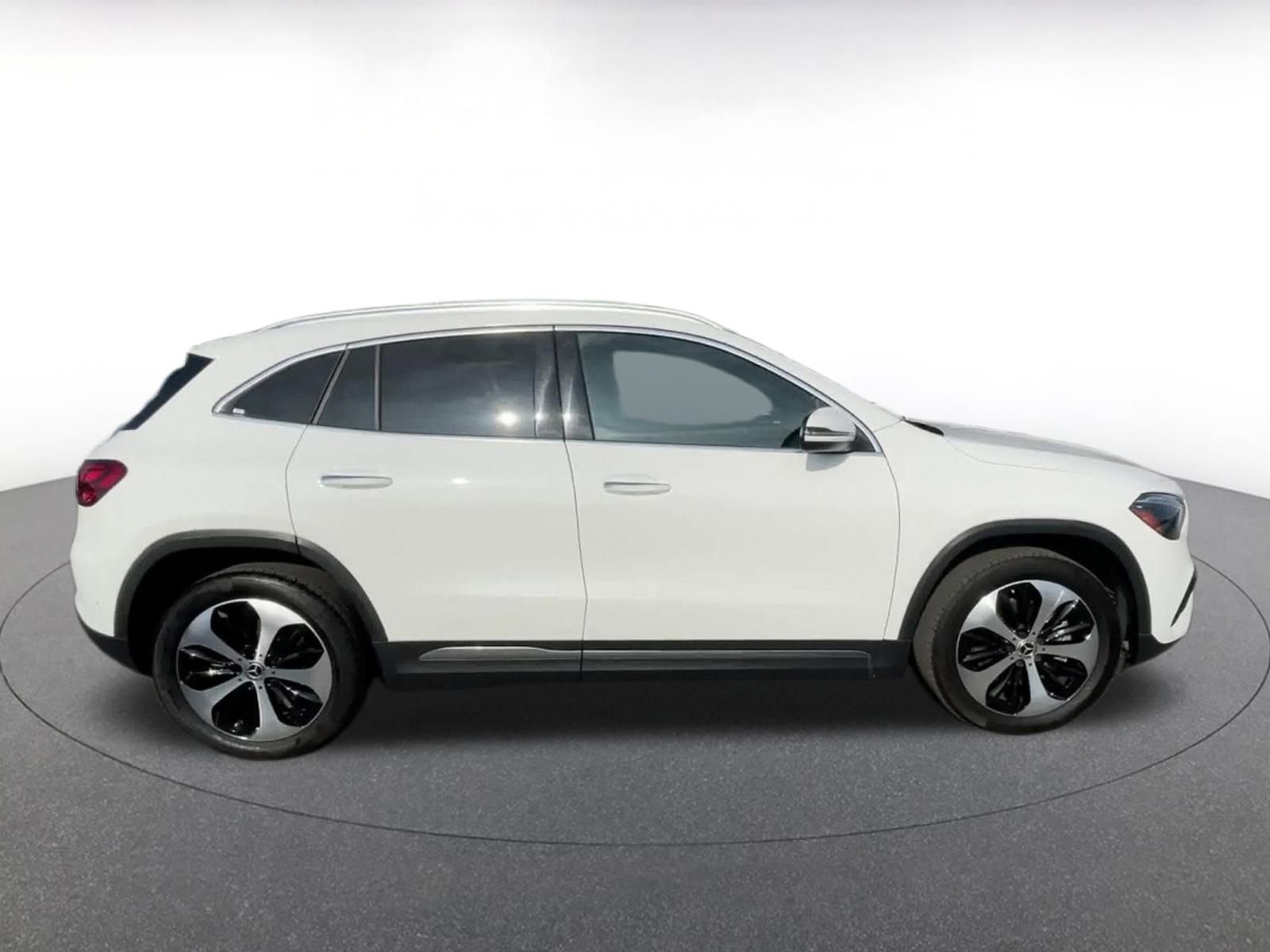 Thumbnail: 2025 Mercedes-Benz GLA - 16