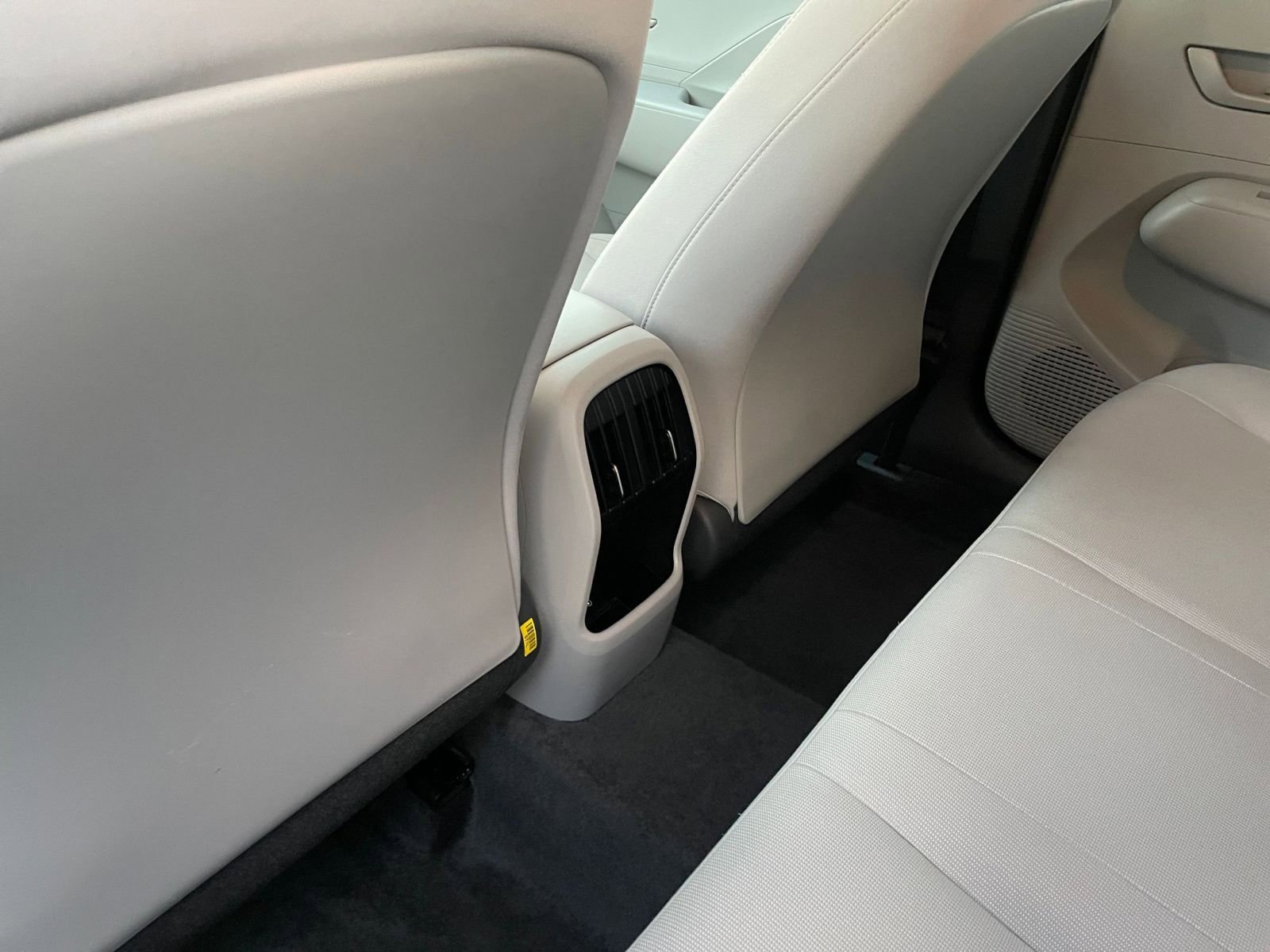 Thumbnail: 2025 Hyundai Kona - 24