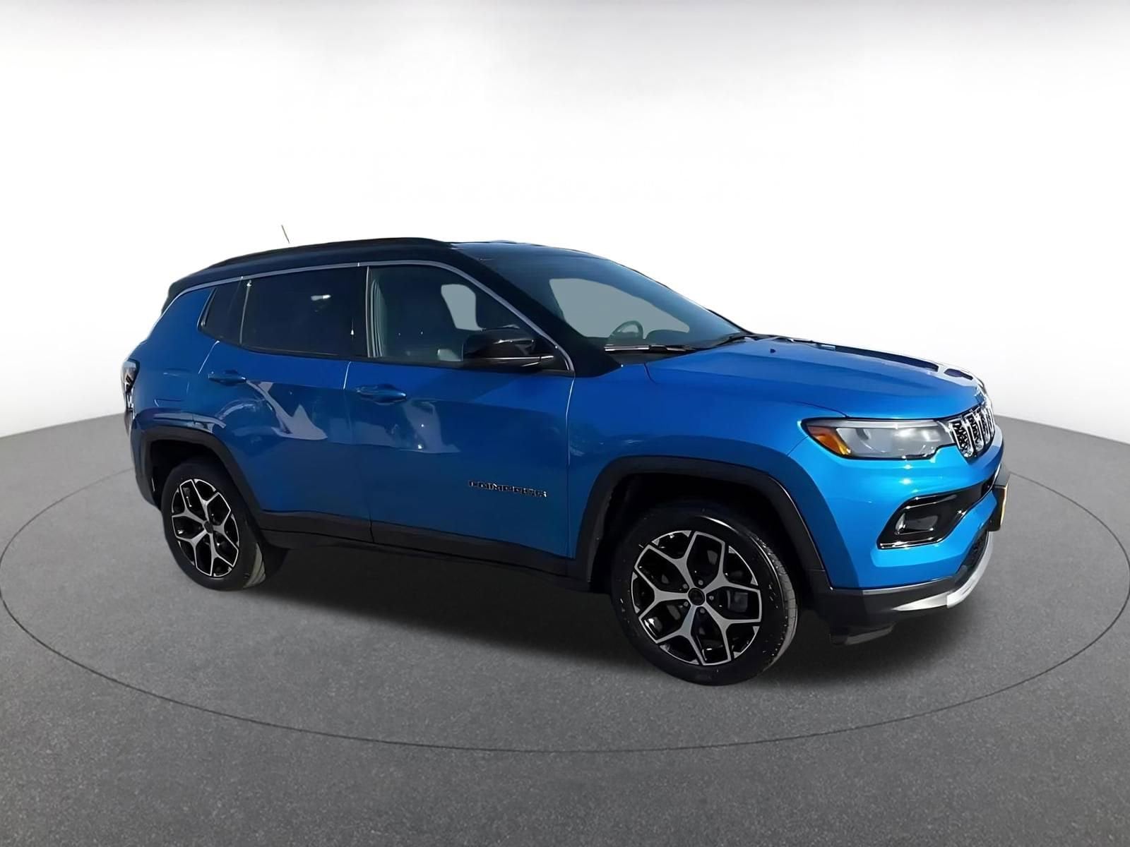 Thumbnail: 2025 Jeep Compass - 2