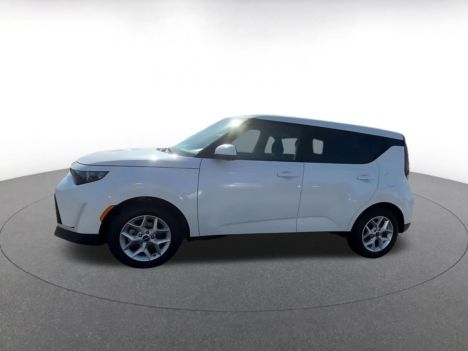 Thumbnail: 2025 Kia Soul - 8