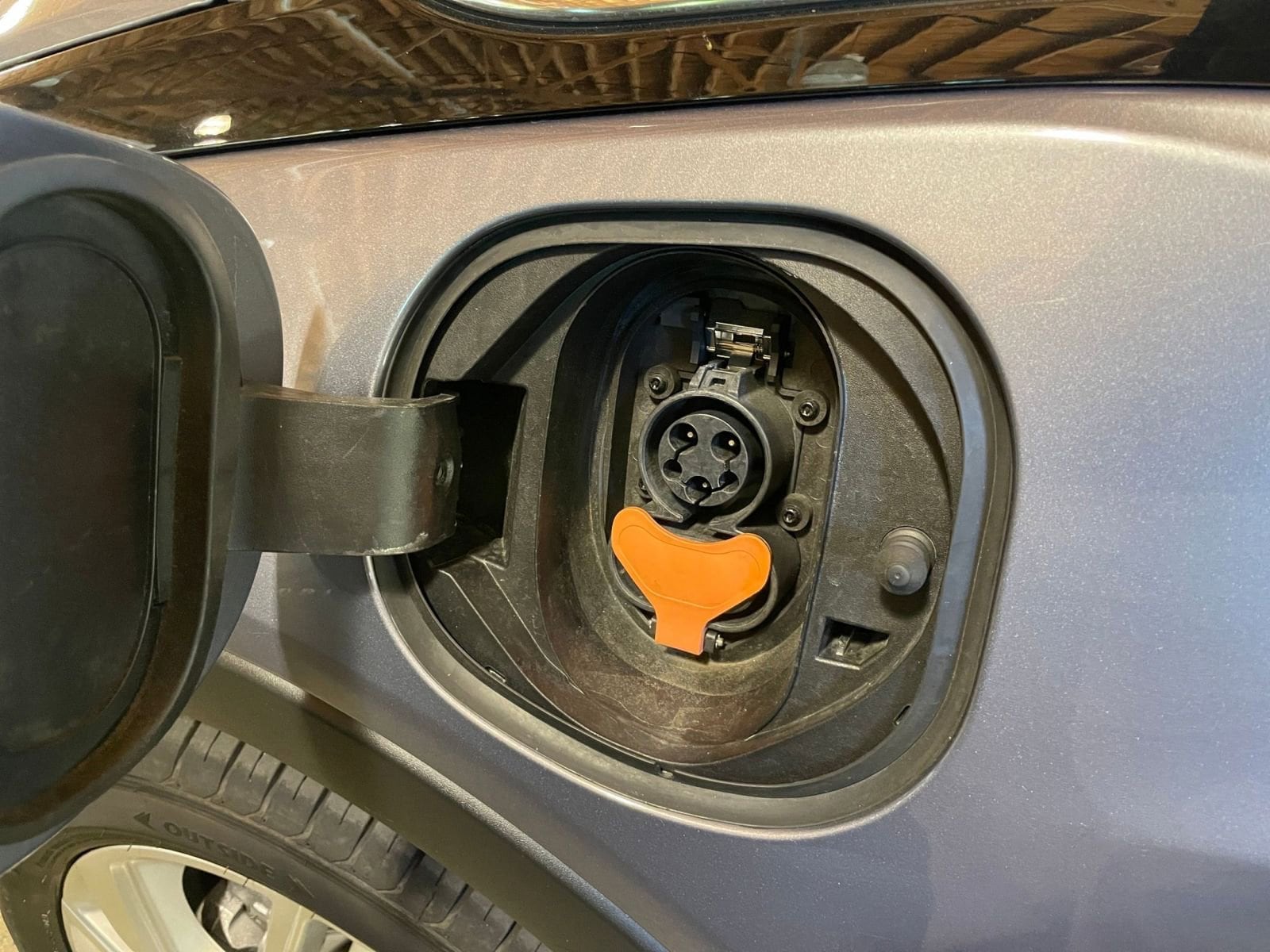 Thumbnail: 2023 Chevrolet Bolt EV - 23