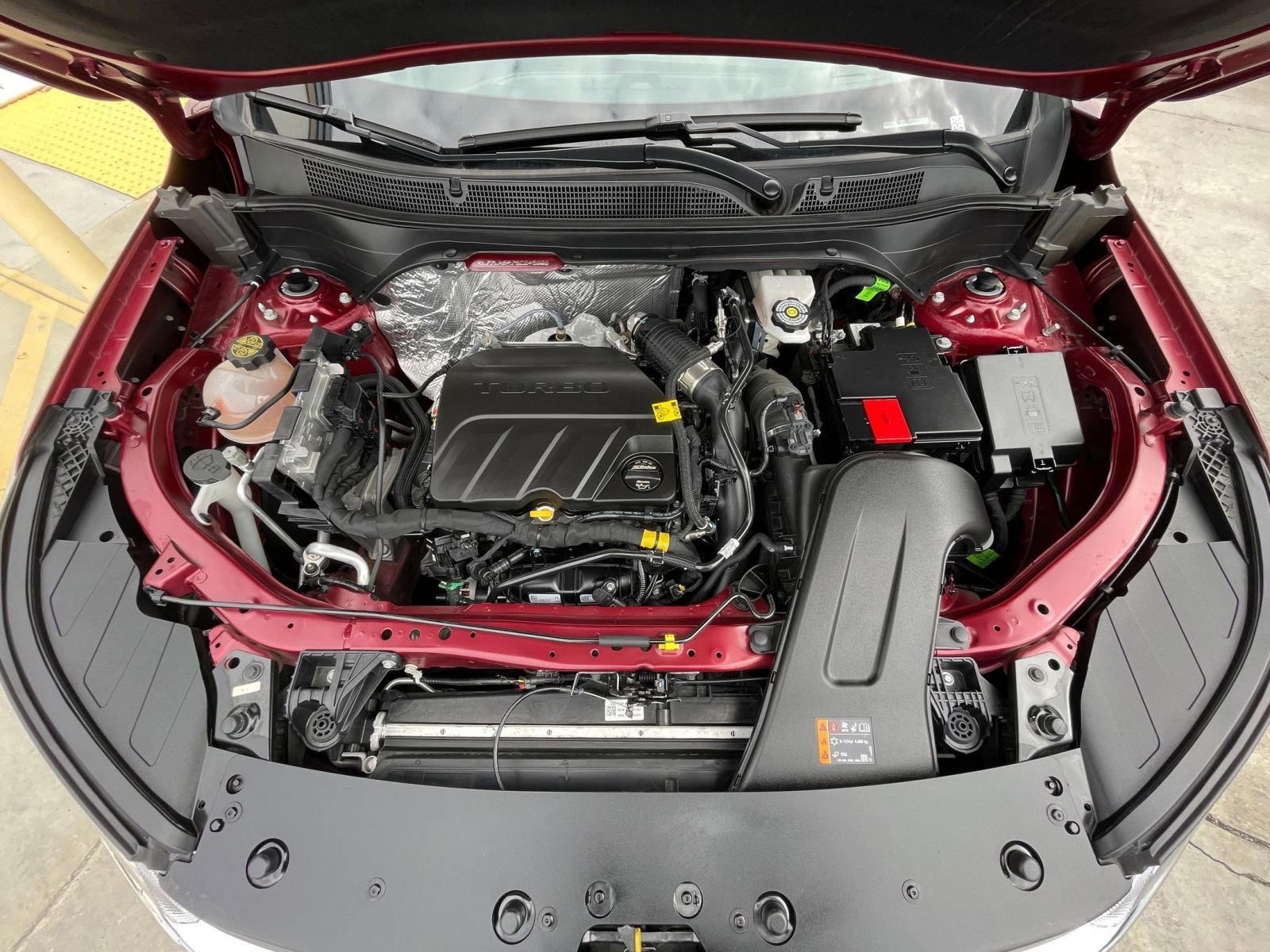 Thumbnail: 2025 Chevrolet Trax - 32