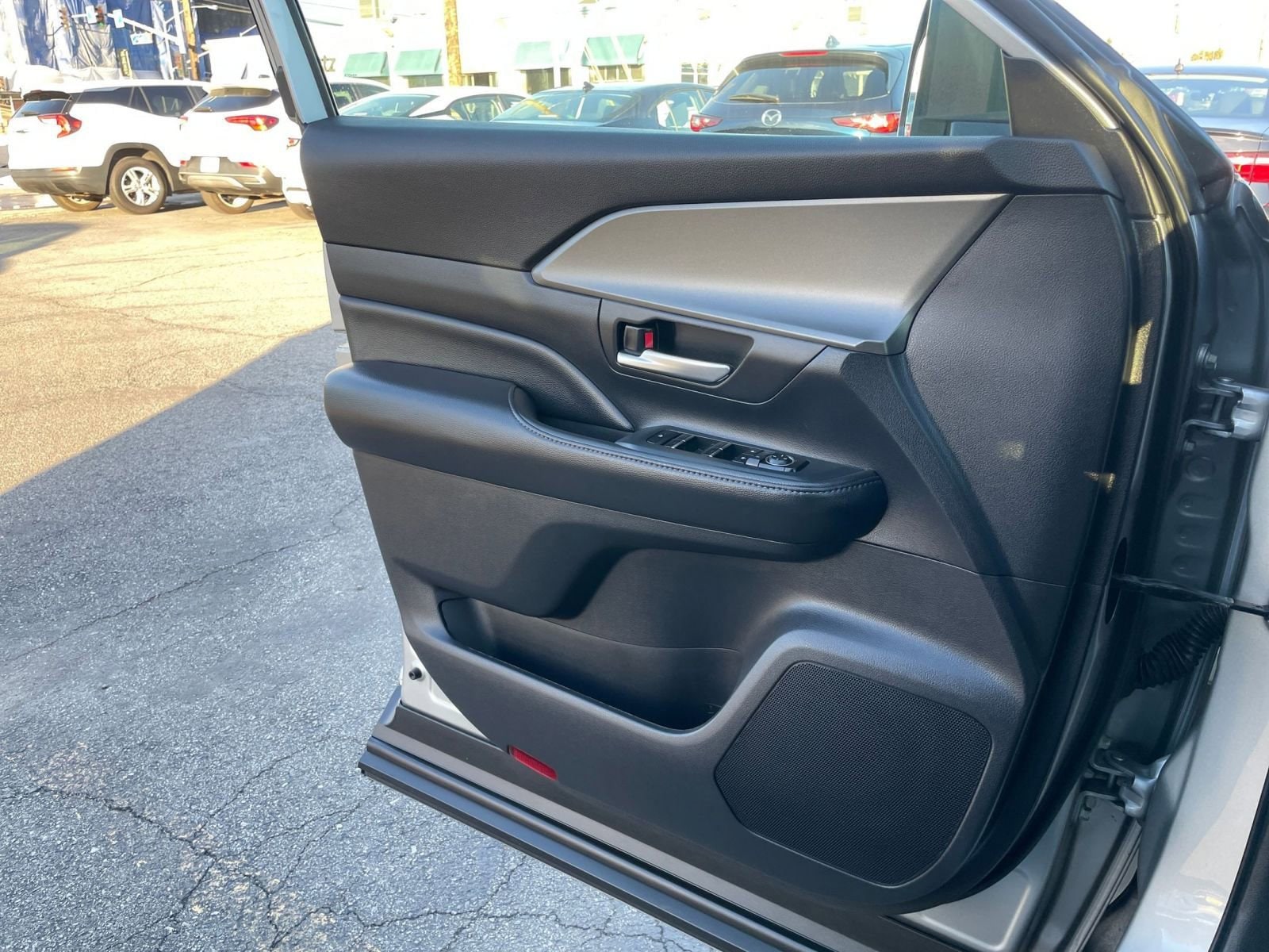 Thumbnail: 2025 Toyota Grand Highlander - 20