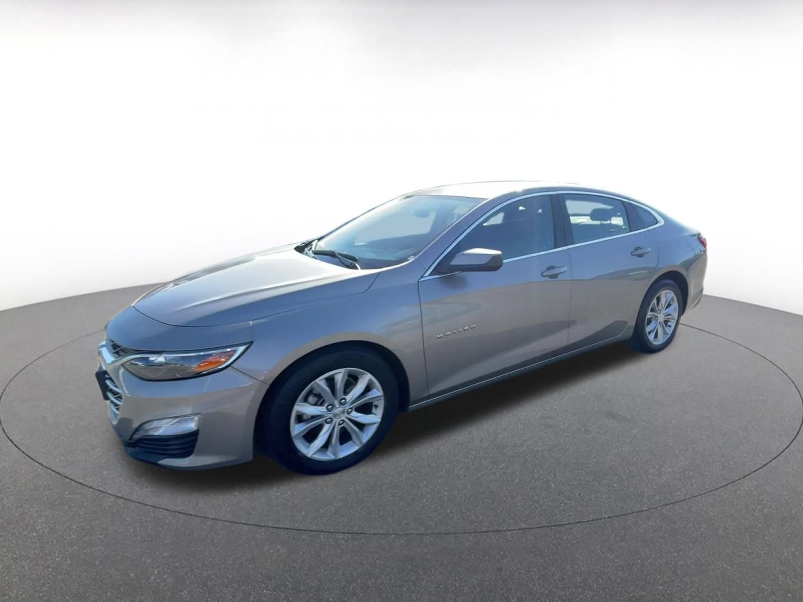 Thumbnail: 2023 Chevrolet Malibu - 8