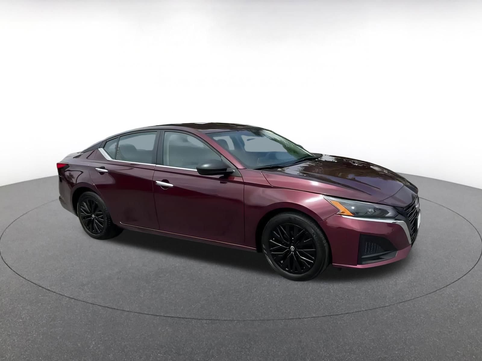 Thumbnail: 2024 Nissan Altima - 2