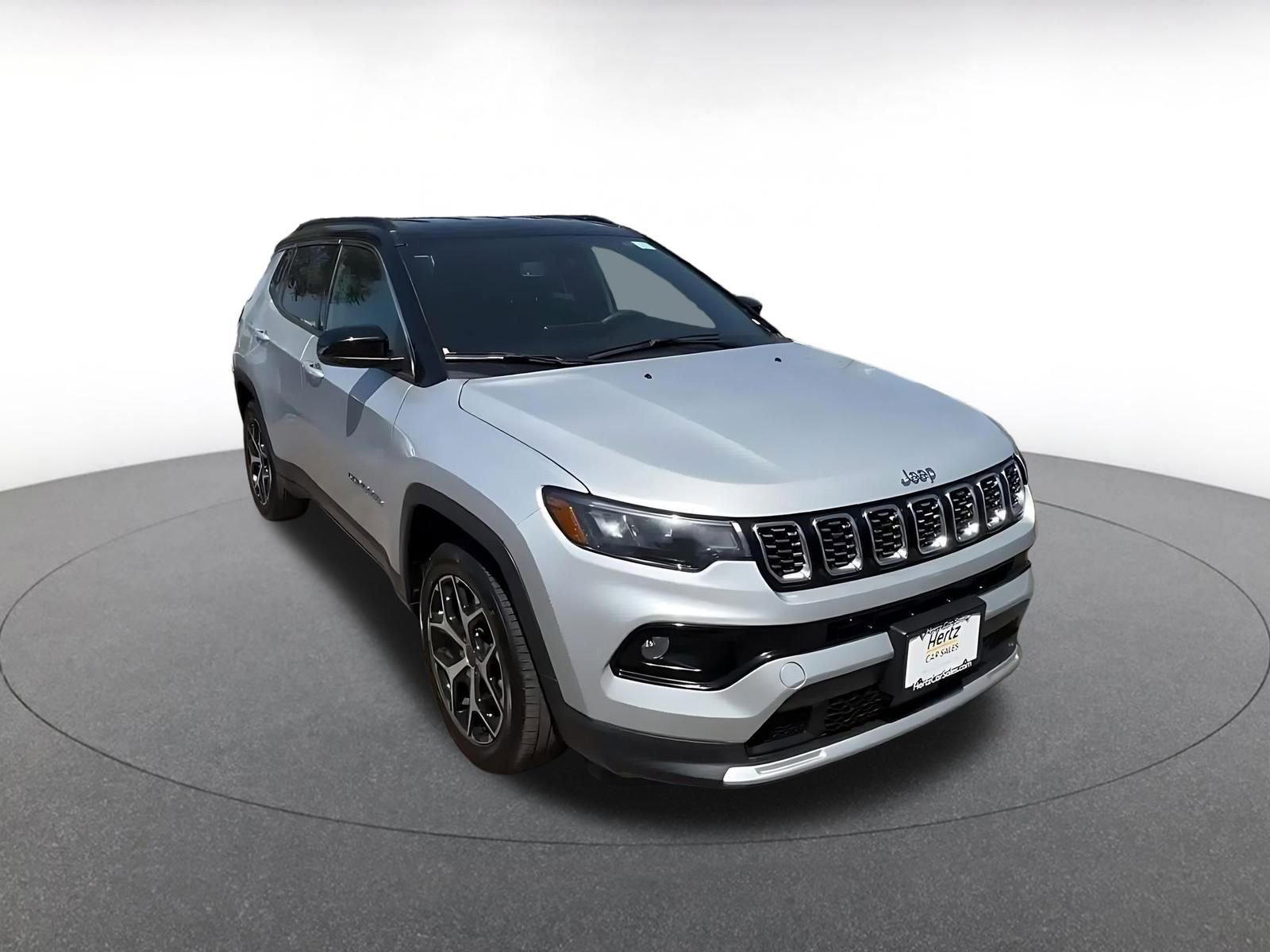Thumbnail: 2025 Jeep Compass - 3