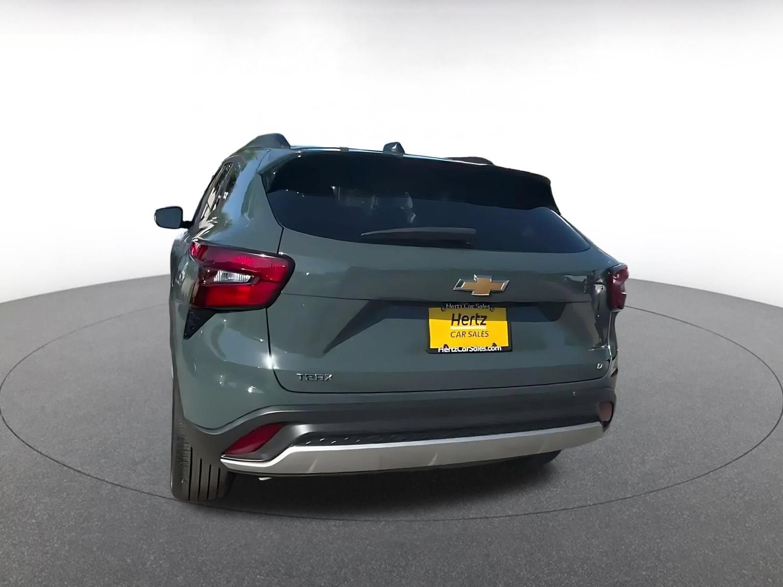 Thumbnail: 2025 Chevrolet Trax - 10