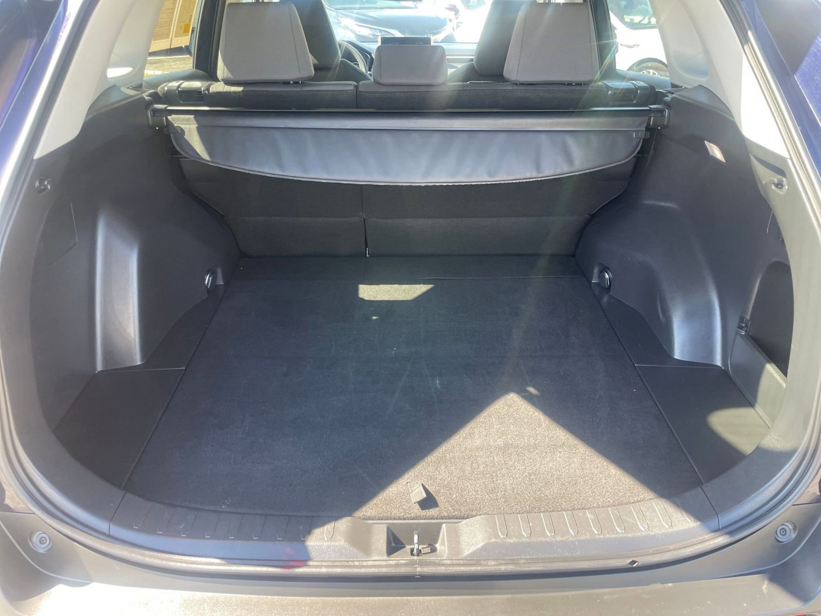 Thumbnail: 2025 Toyota RAV4 - 34