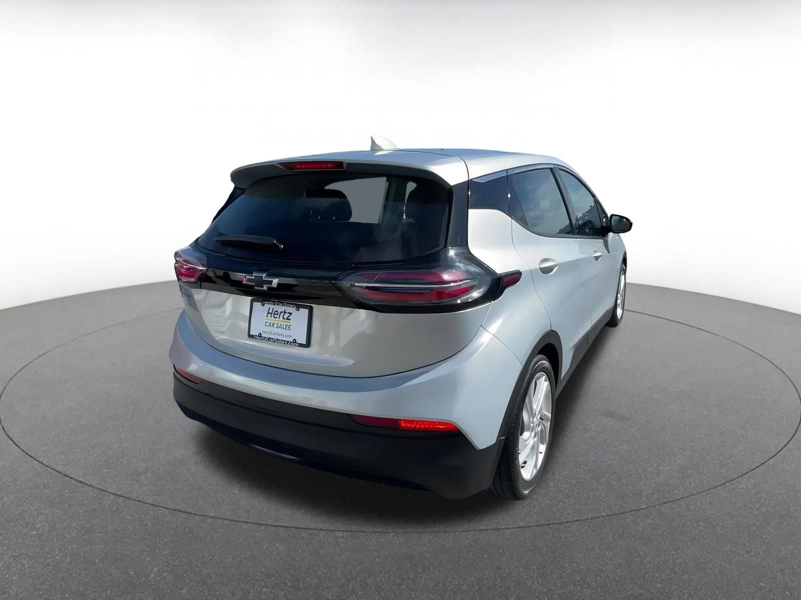 Thumbnail: 2023 Chevrolet Bolt EV - 14
