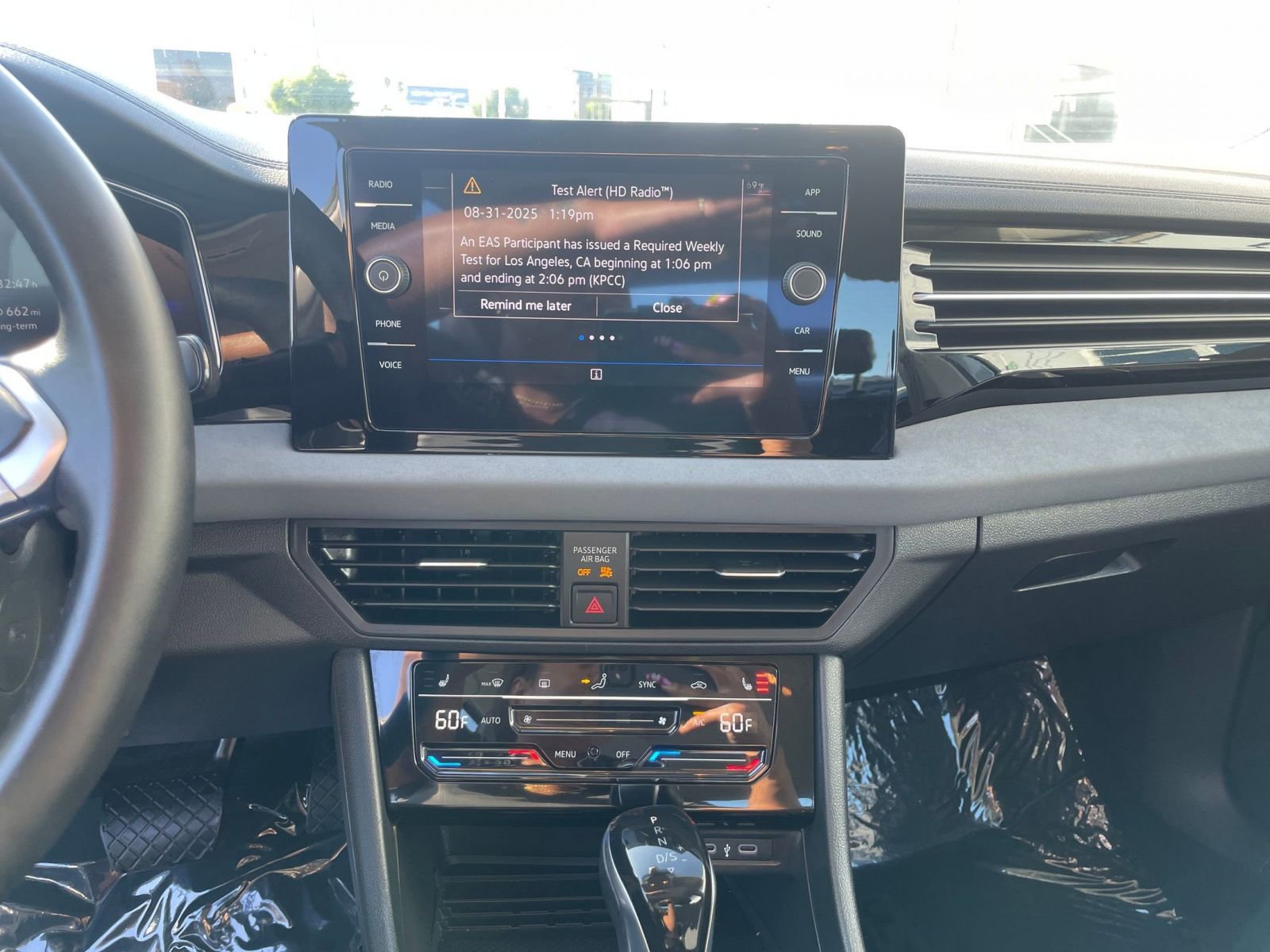 Thumbnail: 2025 Volkswagen Jetta - 18