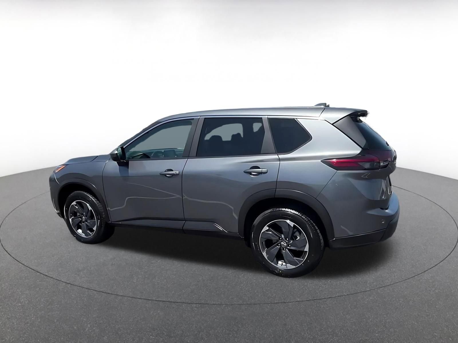 Thumbnail: 2025 Nissan Rogue - 10