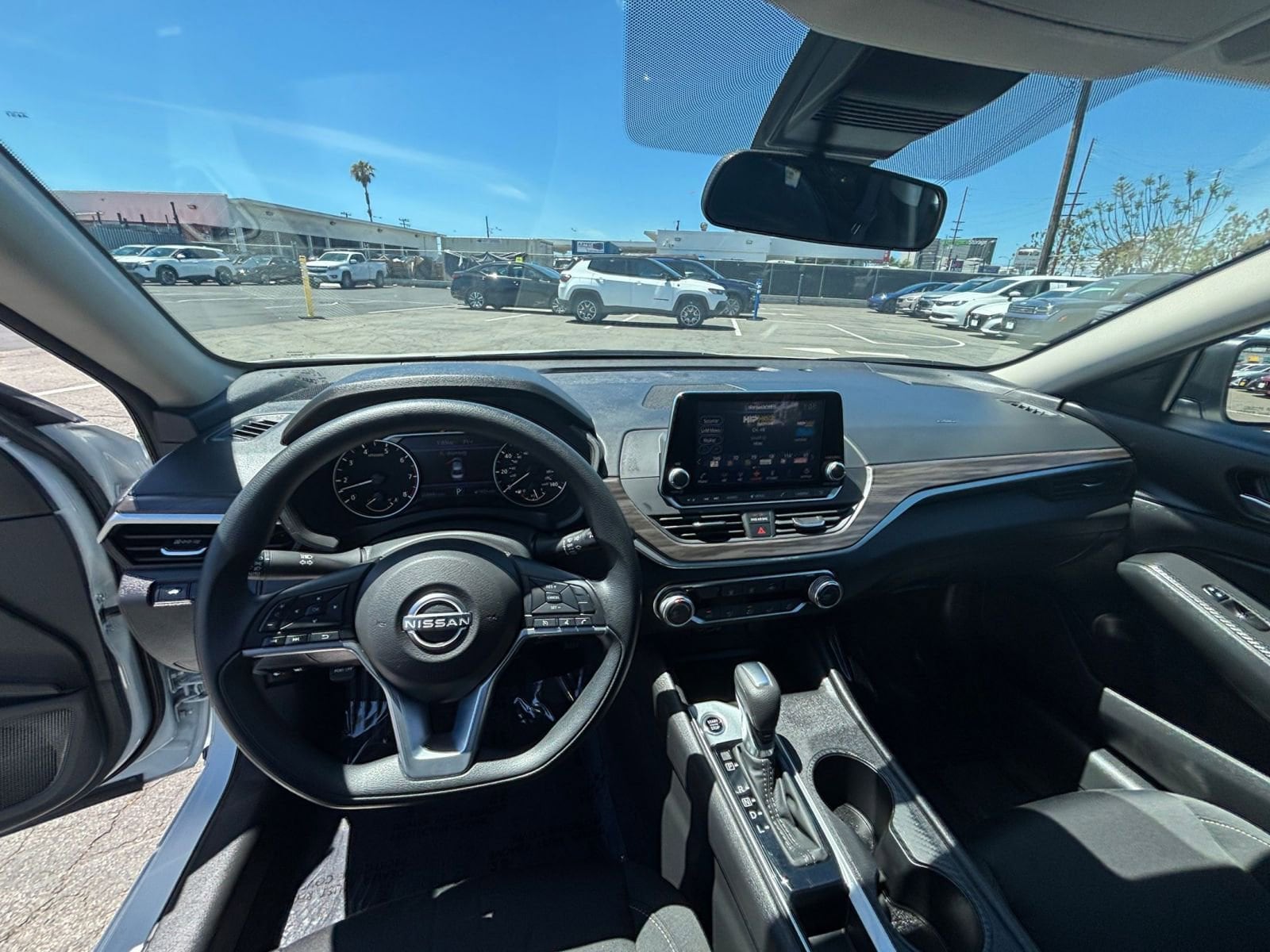 Thumbnail: 2025 Nissan Altima - 34