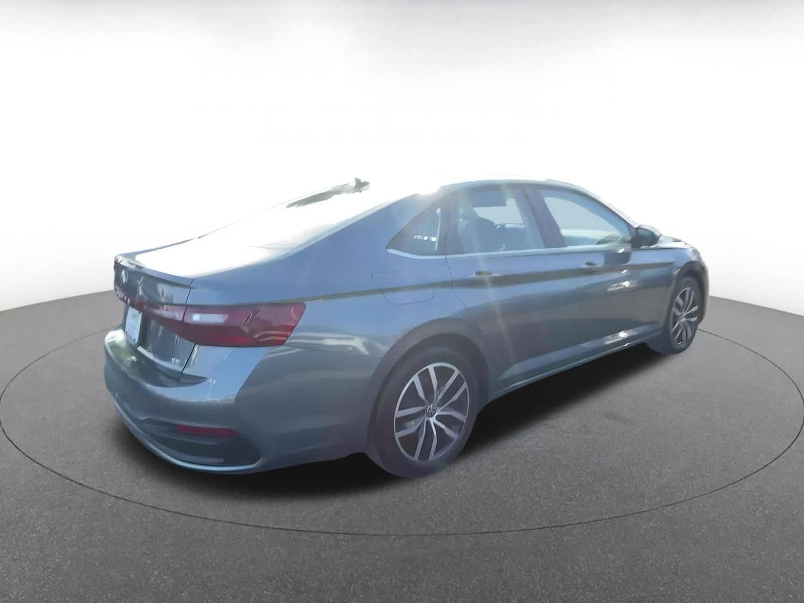 Thumbnail: 2025 Volkswagen Jetta - 15