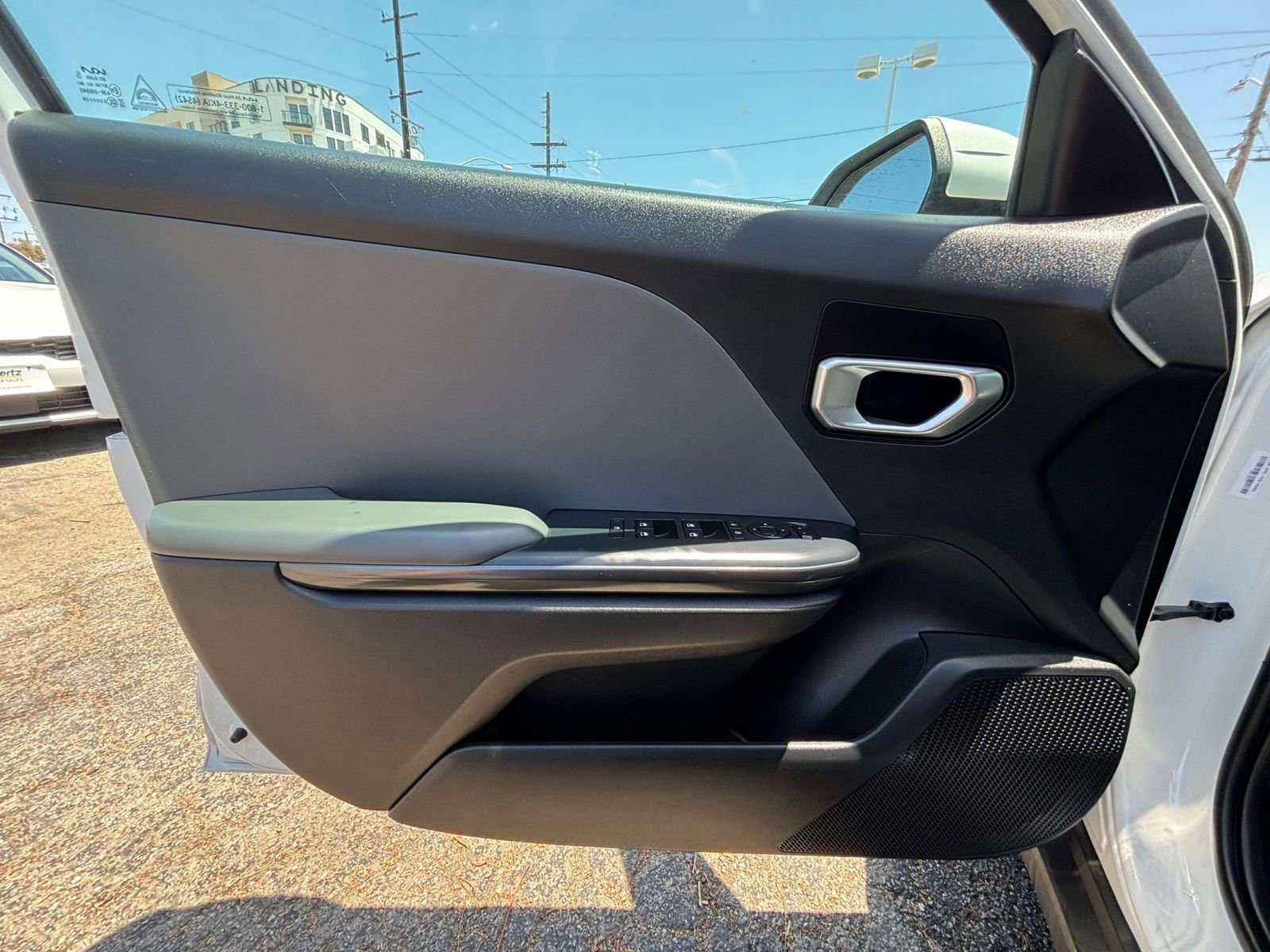 Thumbnail: 2025 Kia K4 - 18