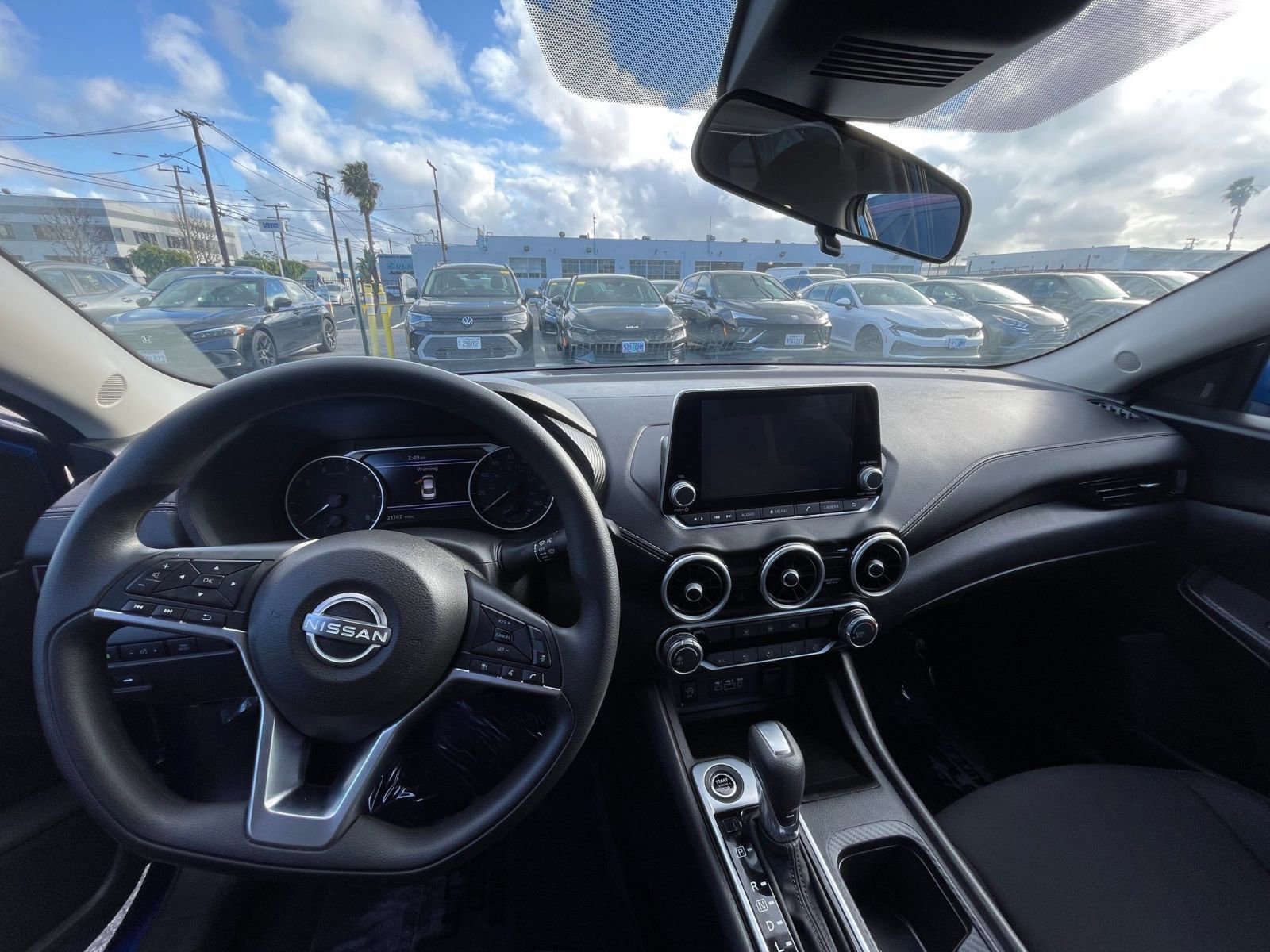 Thumbnail: 2025 Nissan Sentra - 33