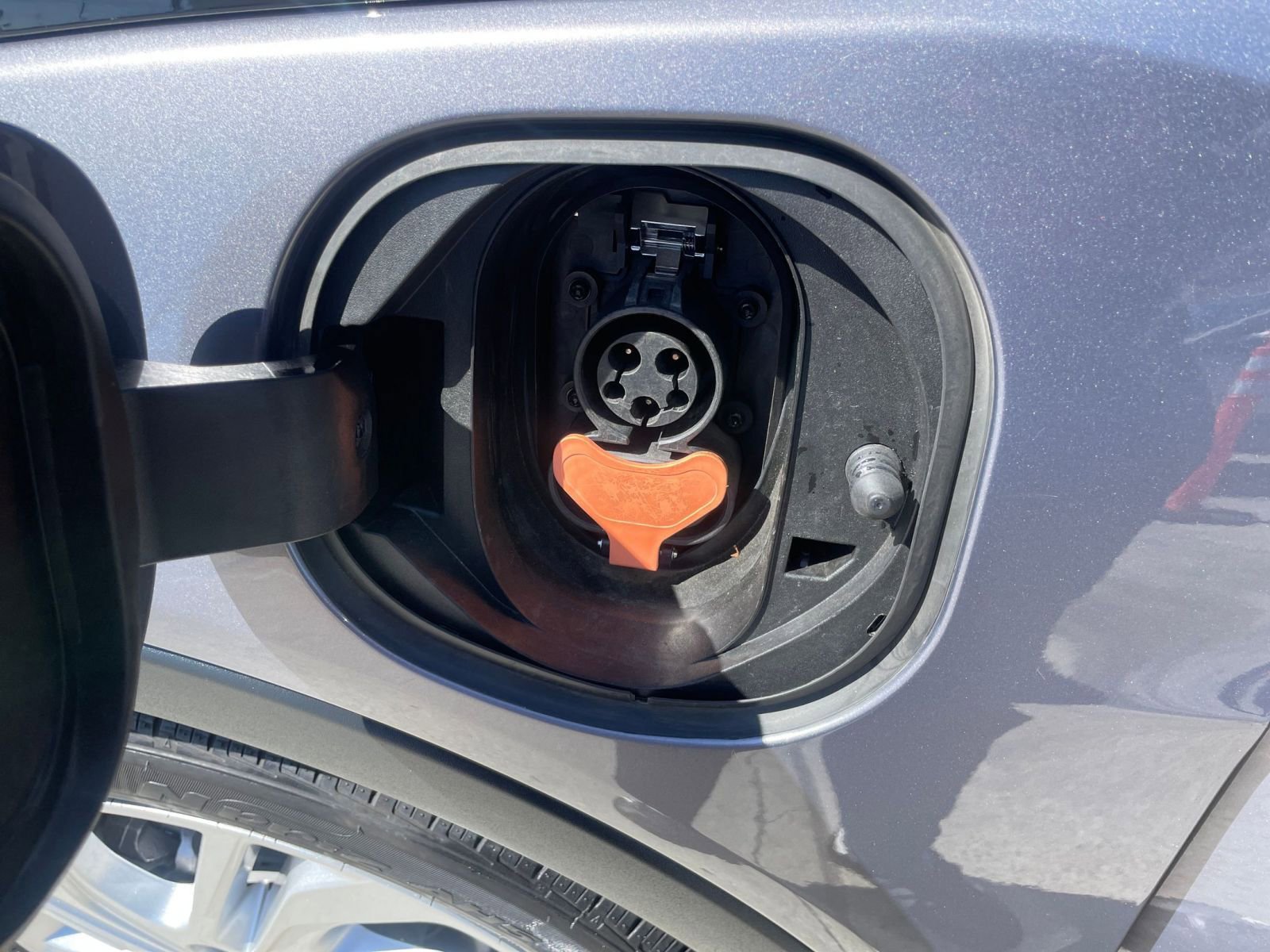 Thumbnail: 2023 Chevrolet Bolt EV - 23