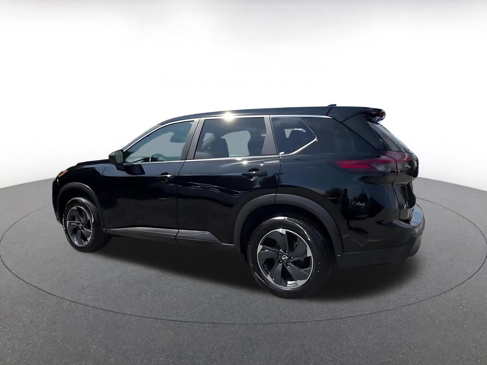 Thumbnail: 2025 Nissan Rogue - 10