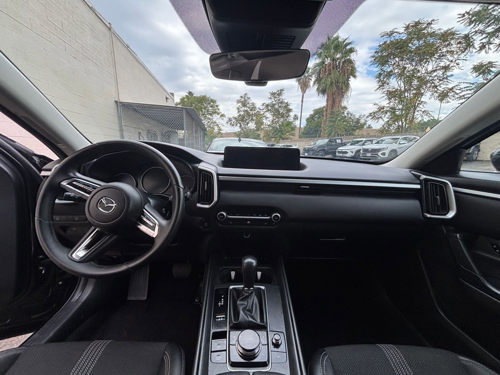 Thumbnail: 2025 Mazda CX-50 - 33