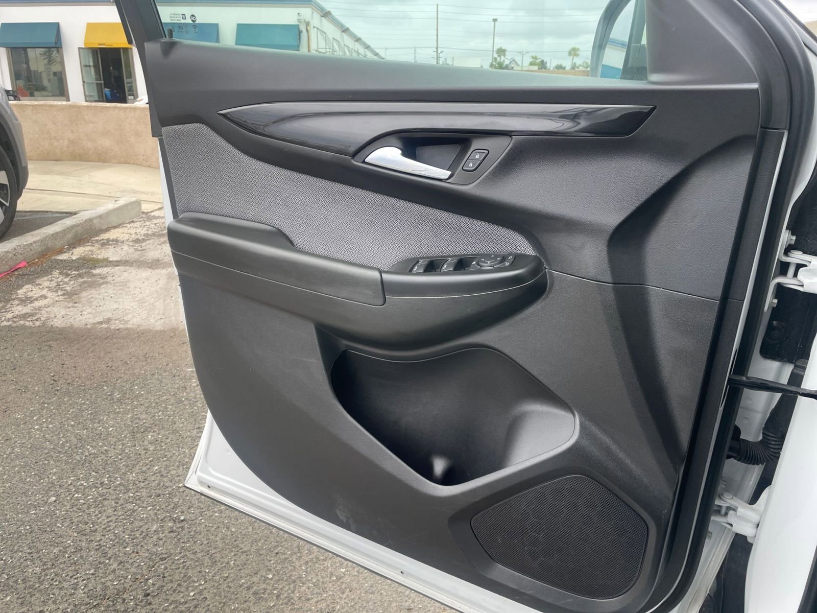 Thumbnail: 2025 Chevrolet TrailBlazer - 18