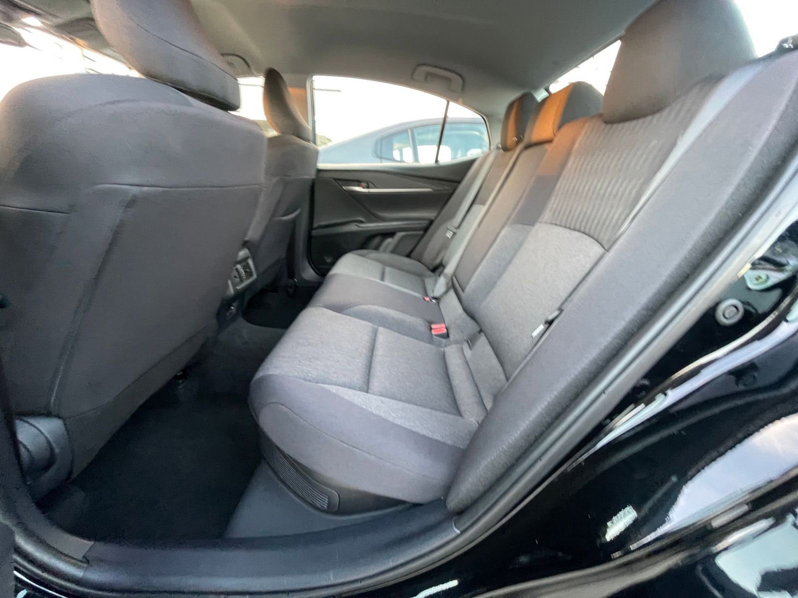 Thumbnail: 2025 Toyota Camry - 25