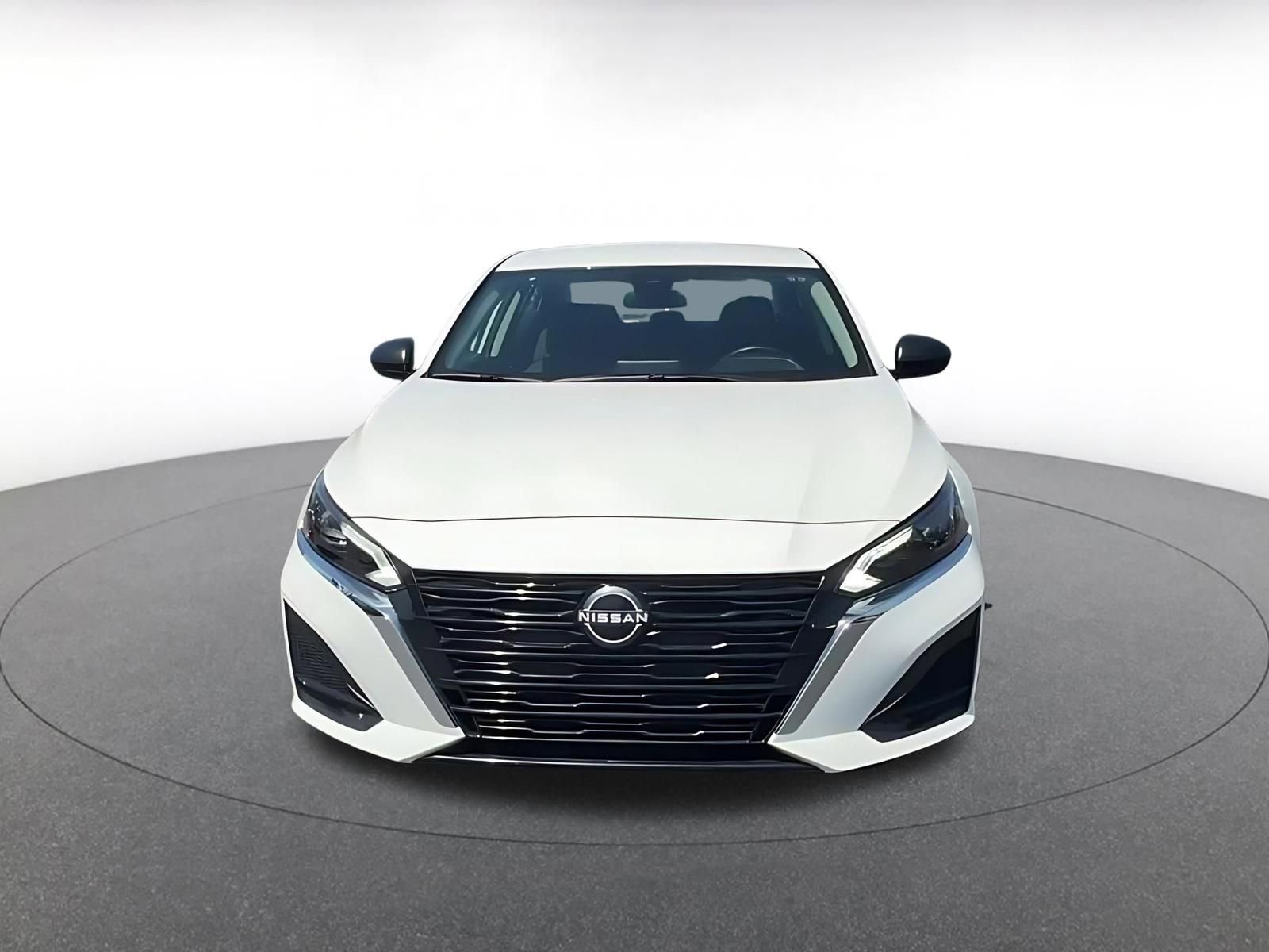 Thumbnail: 2025 Nissan Altima - 4