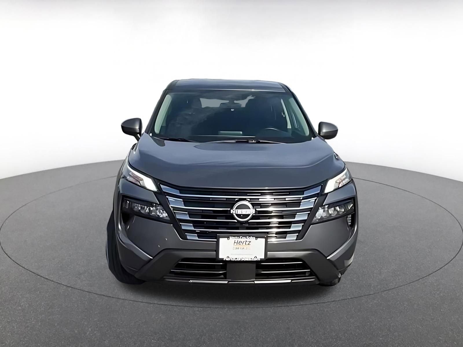 Thumbnail: 2025 Nissan Rogue - 4