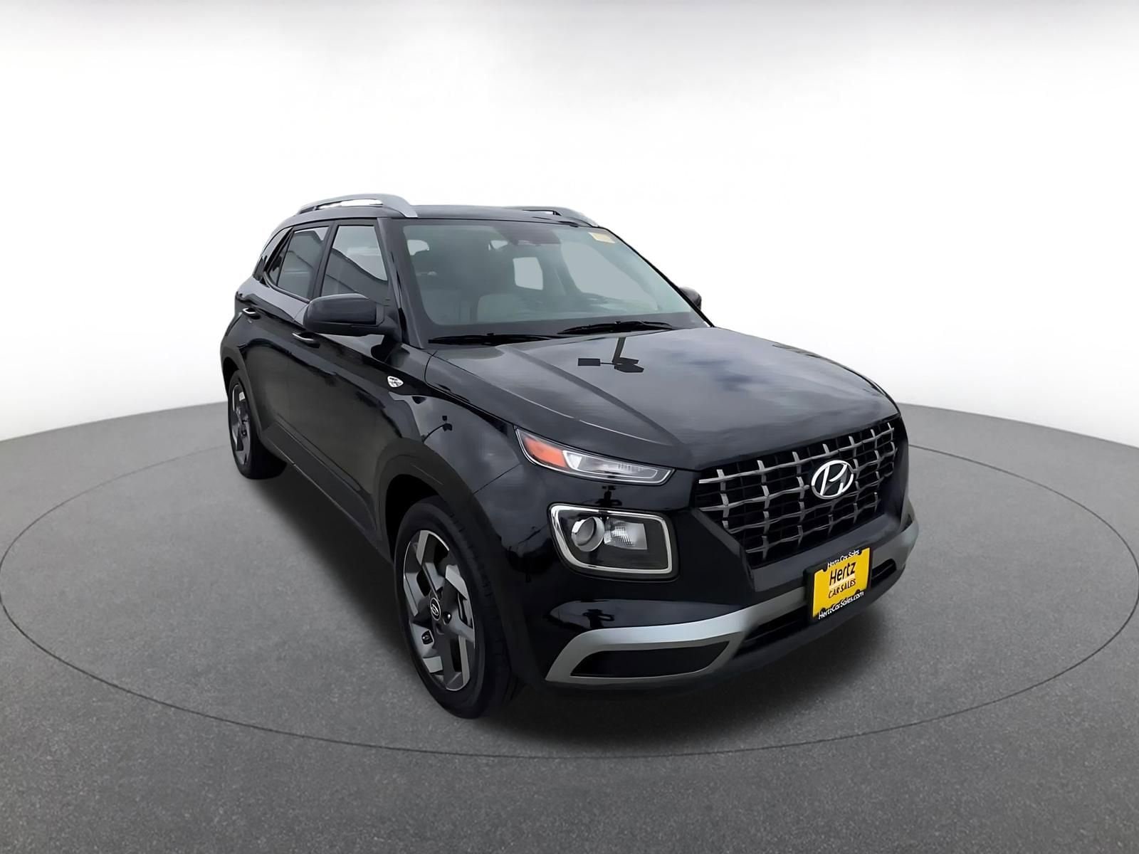 Thumbnail: 2025 Hyundai Venue - 2