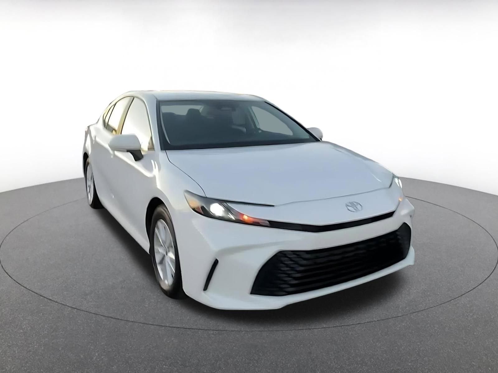 Thumbnail: 2025 Toyota Camry - 3