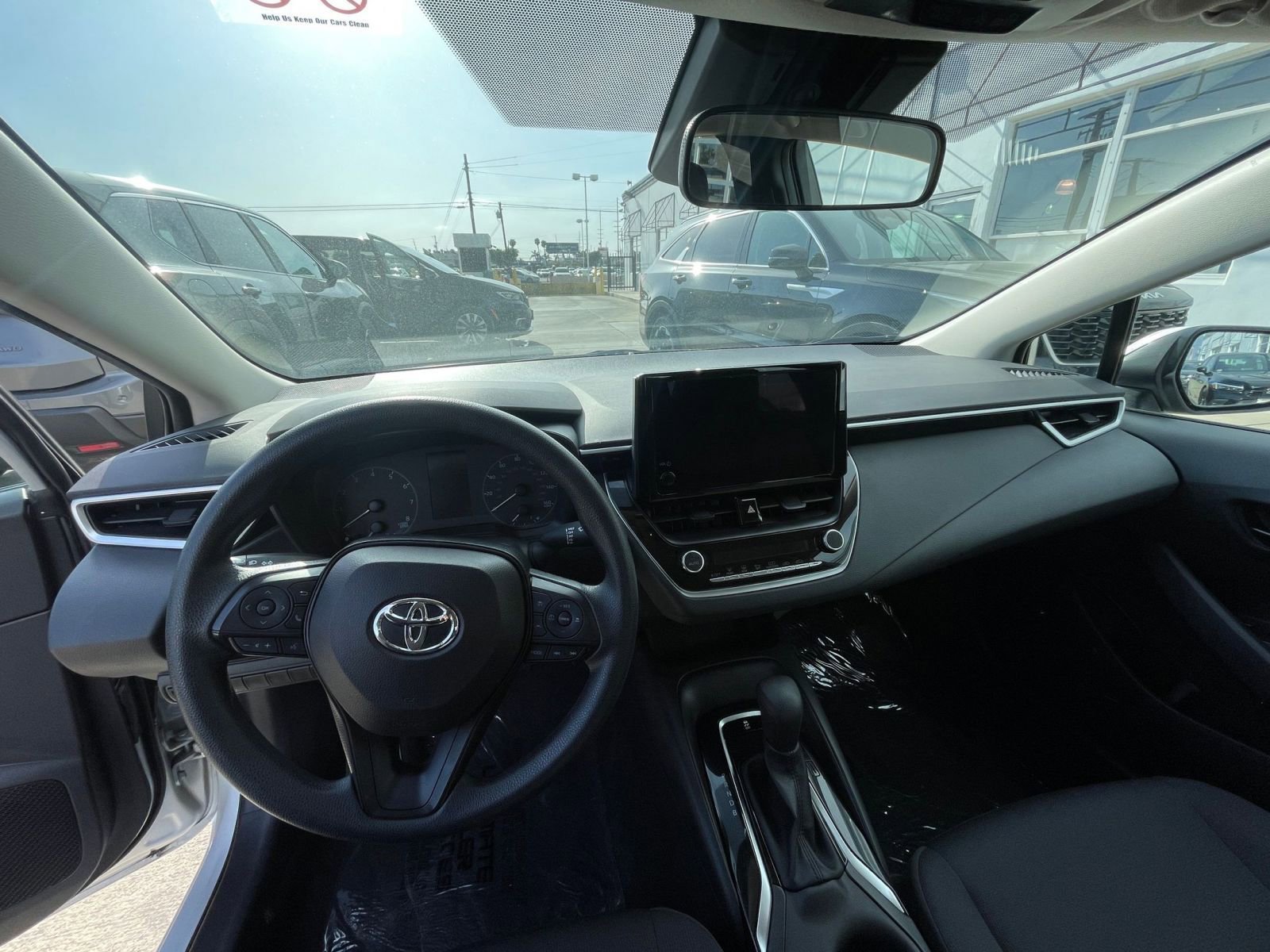 2023 Toyota Corolla LE 33