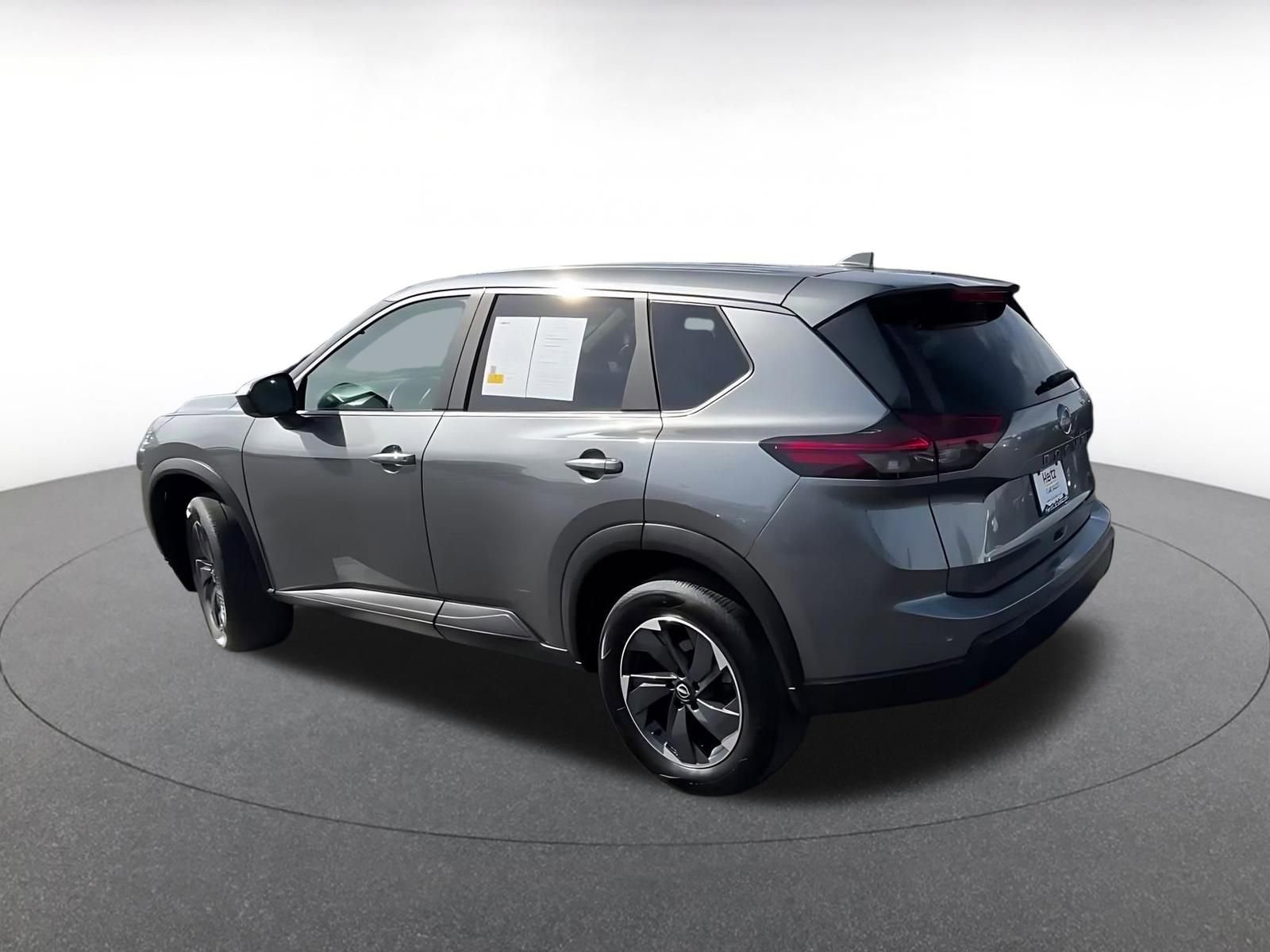 Thumbnail: 2025 Nissan Rogue - 10