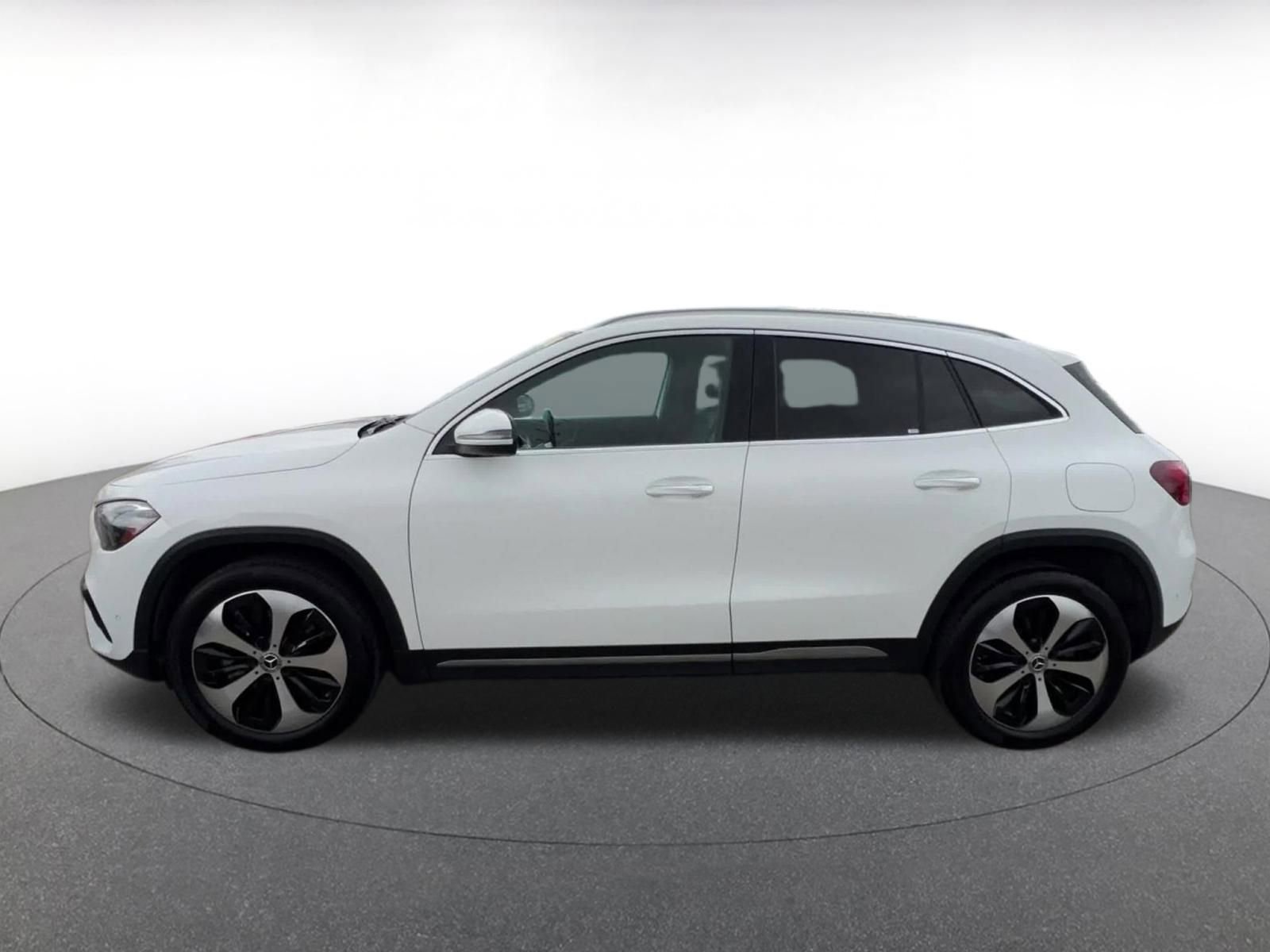 Thumbnail: 2025 Mercedes-Benz GLA - 9