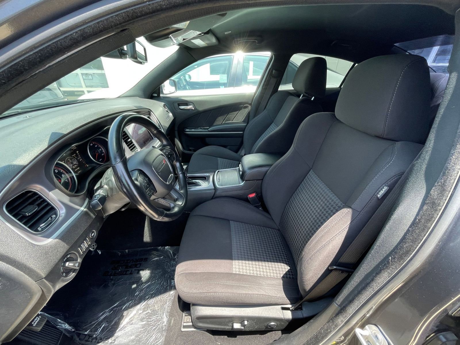 2019 Dodge Charger GT 27