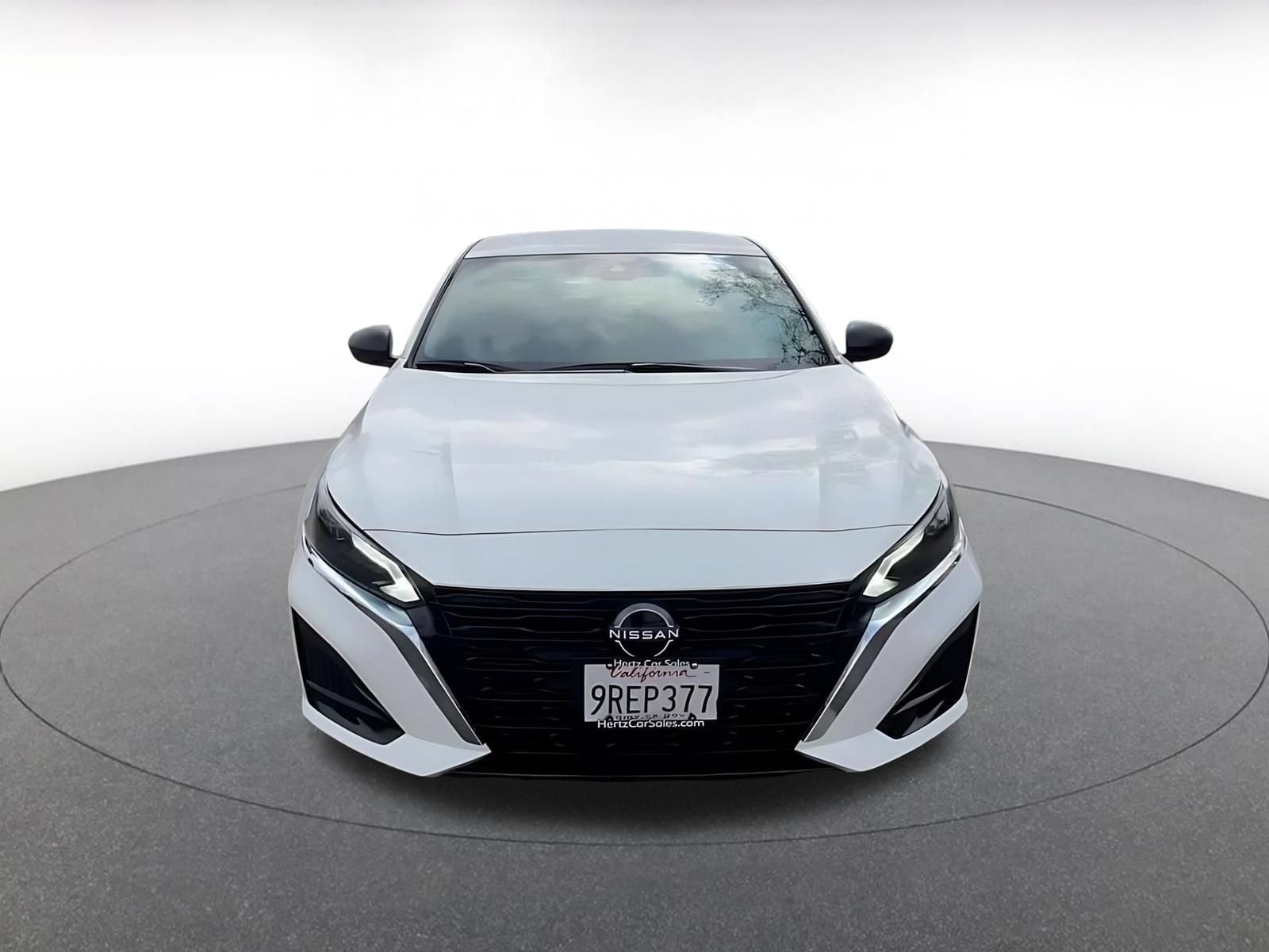 Thumbnail: 2025 Nissan Altima - 4
