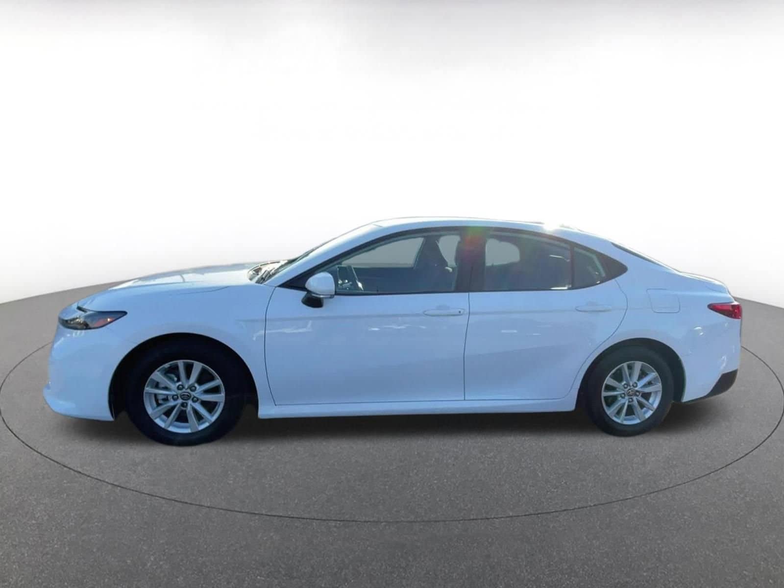 Thumbnail: 2025 Toyota Camry - 9